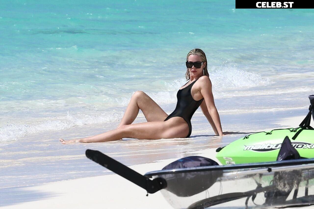 Khloé Kardashian Image 1769080