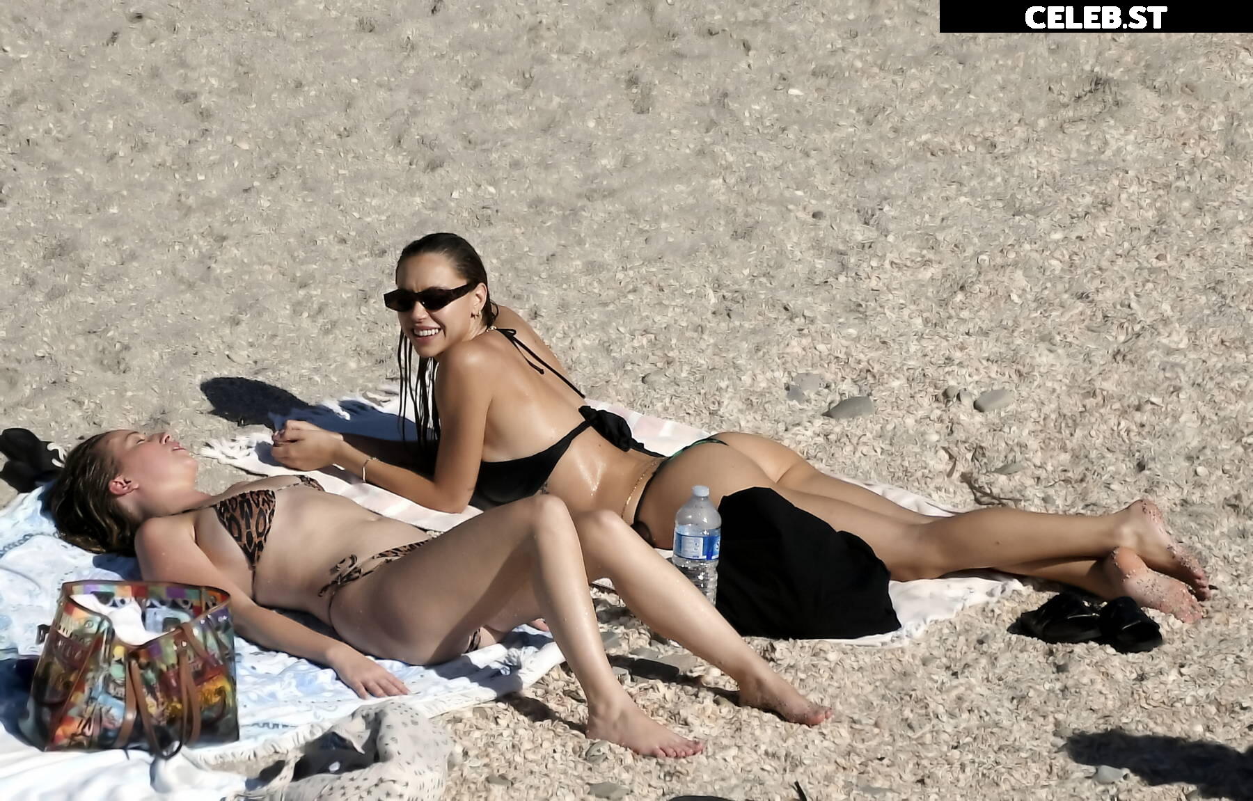 Alexis Ren Image 1755612