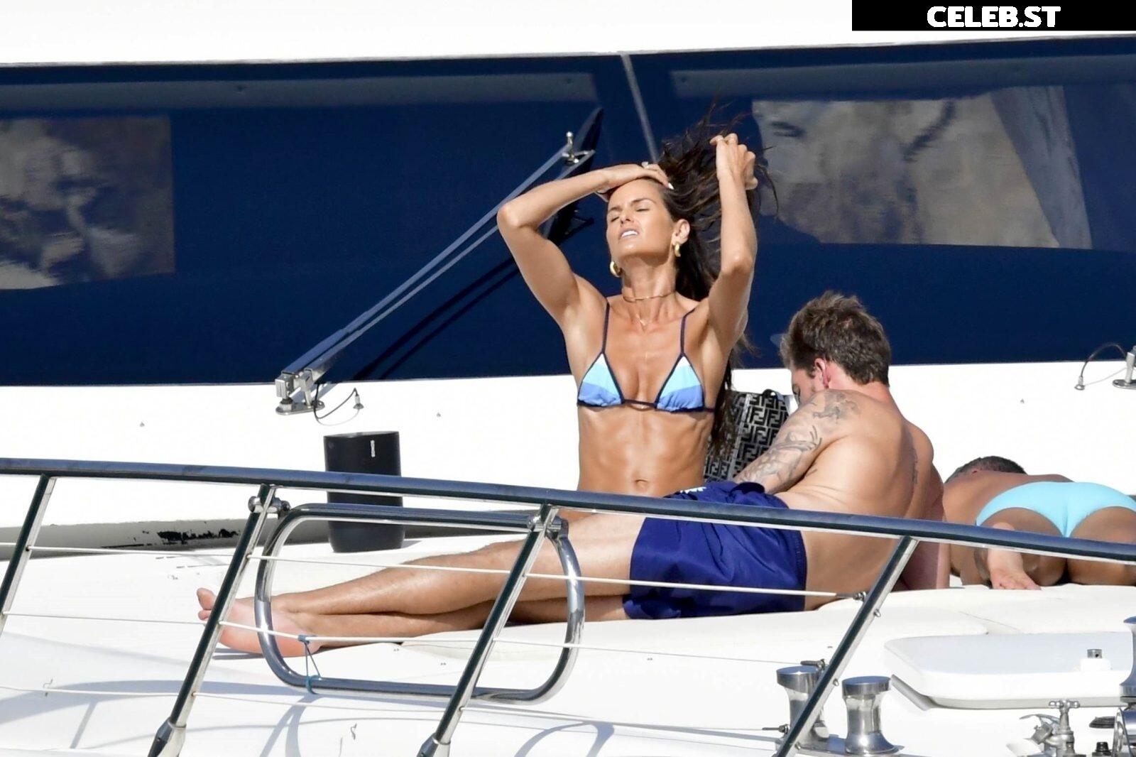 Izabel Goulart Image 1755183