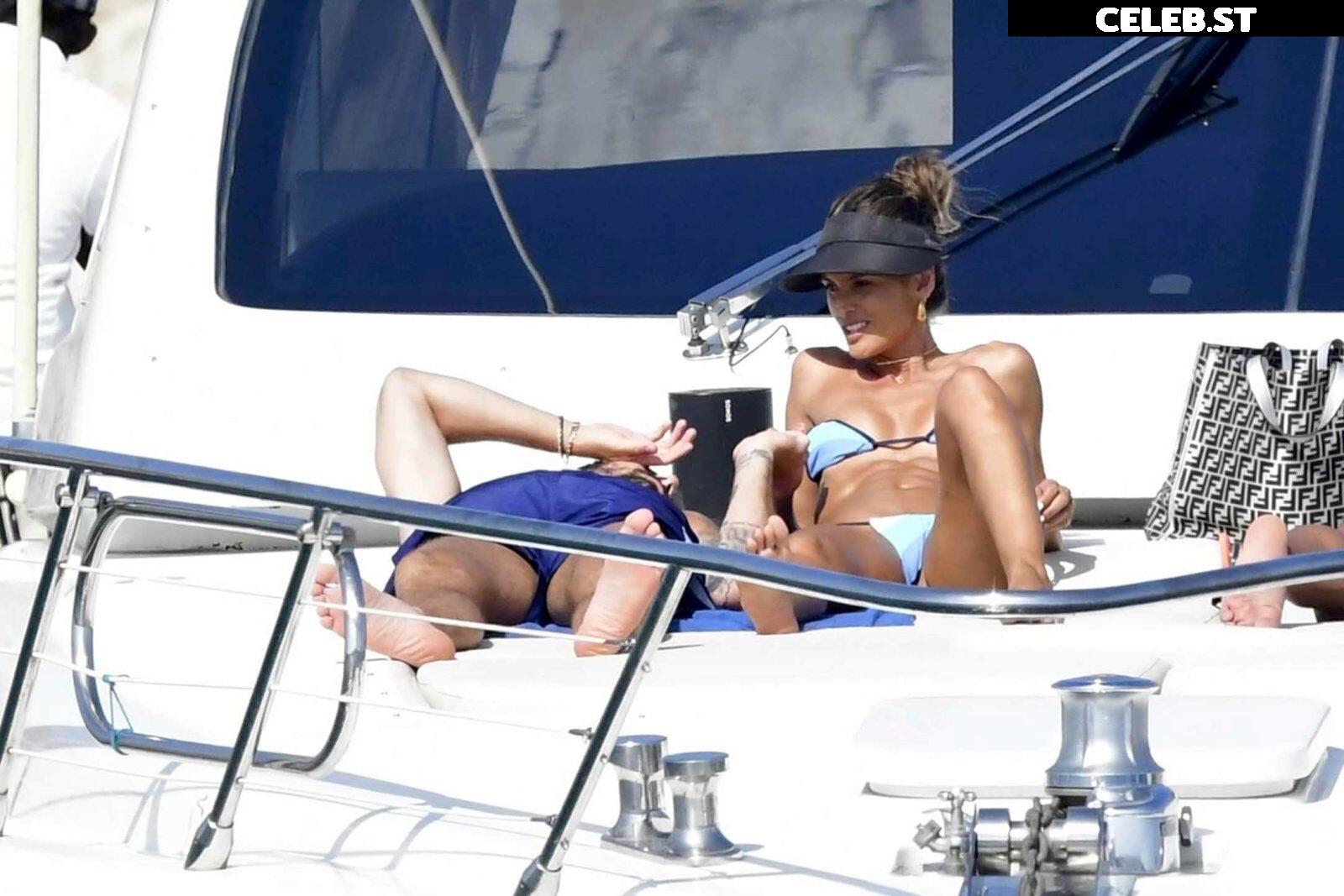 Izabel Goulart Image 1755123