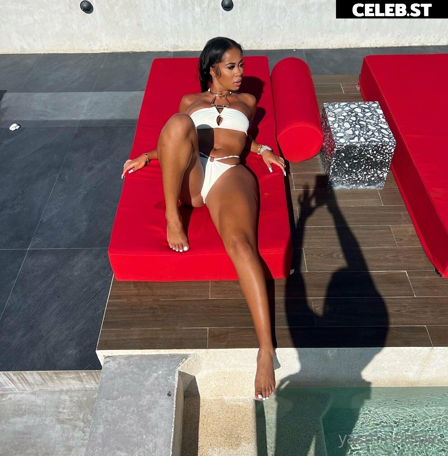 yasminelopez Image 17564023