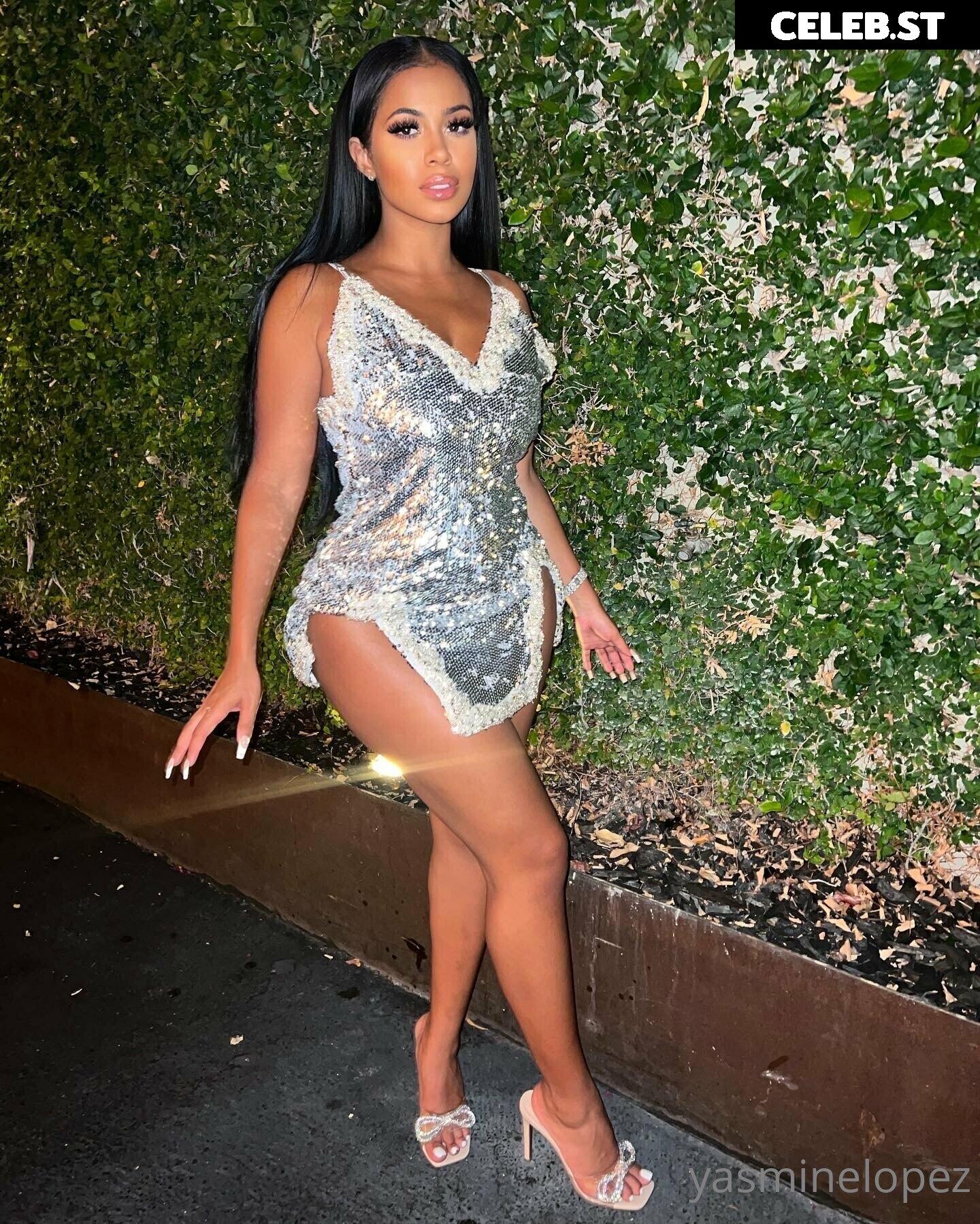 yasminelopez Image 17566623