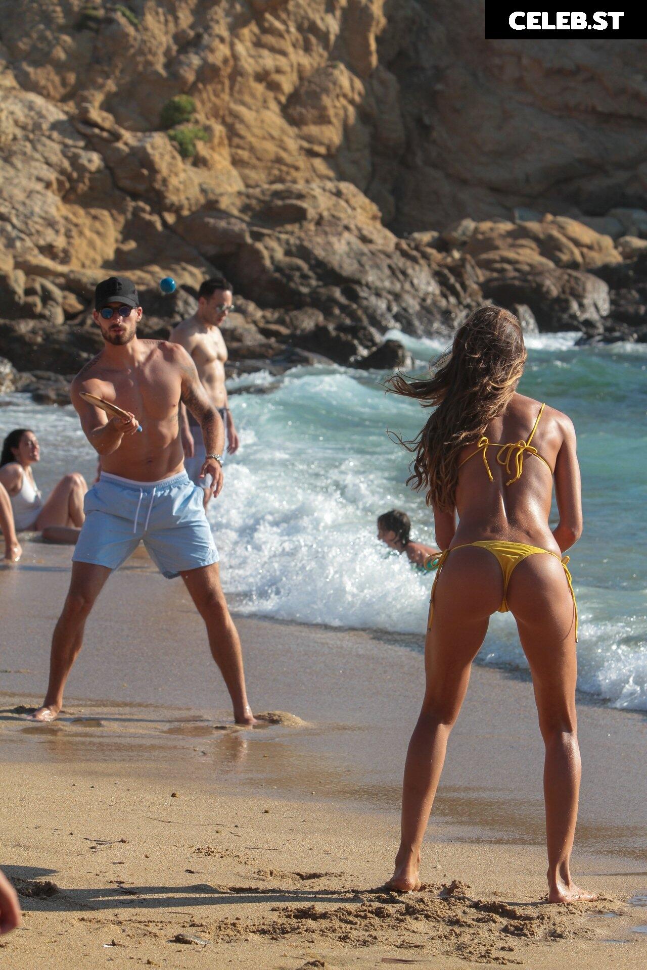 Izabel Goulart Image 1756368