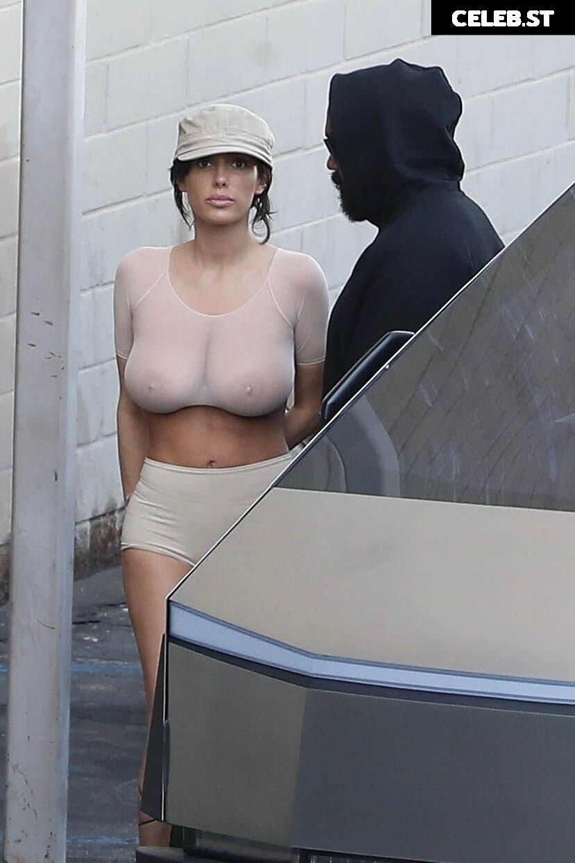 Bianca Censori Image 1757764