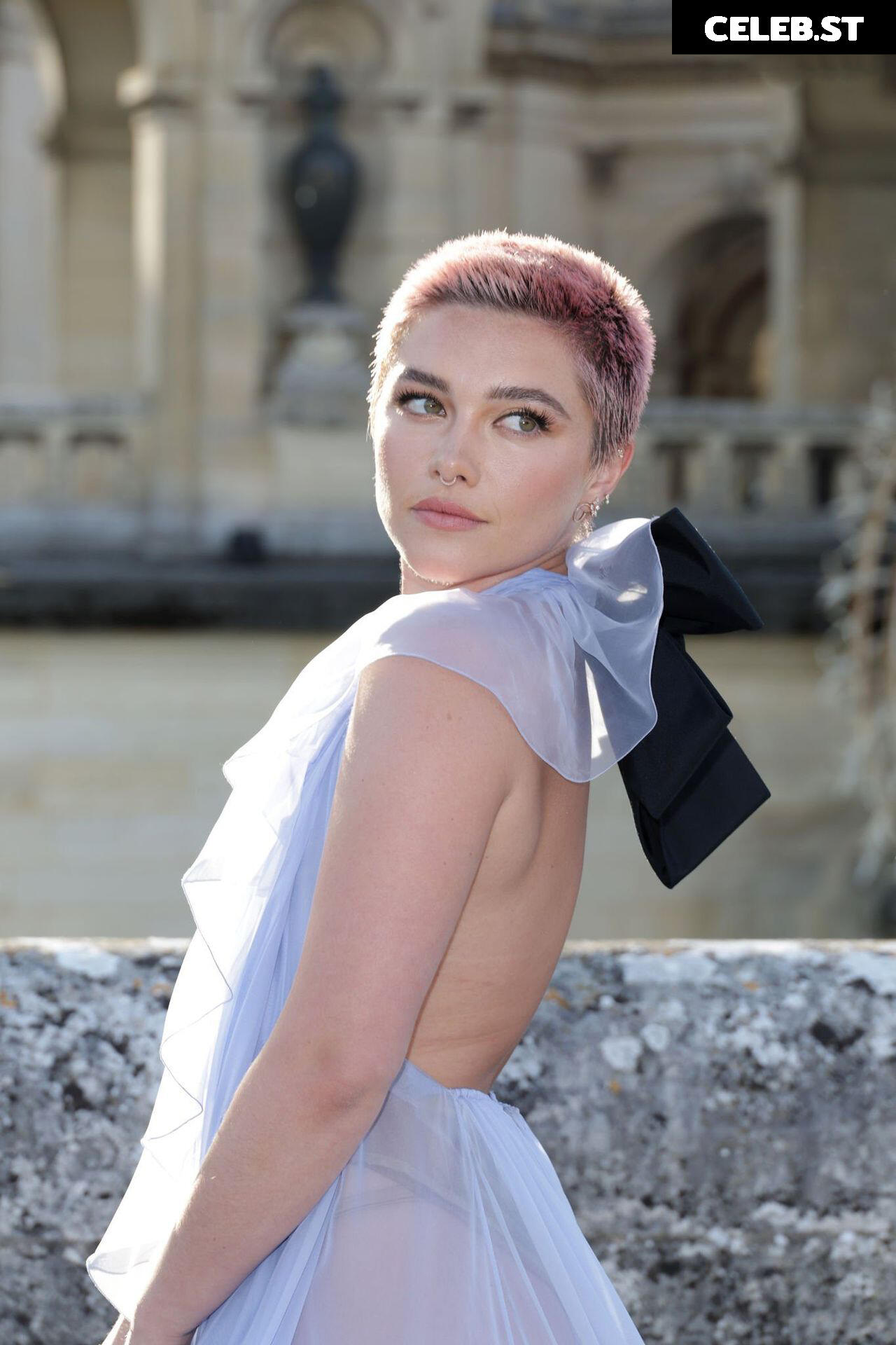 Florence Pugh Image 1757635