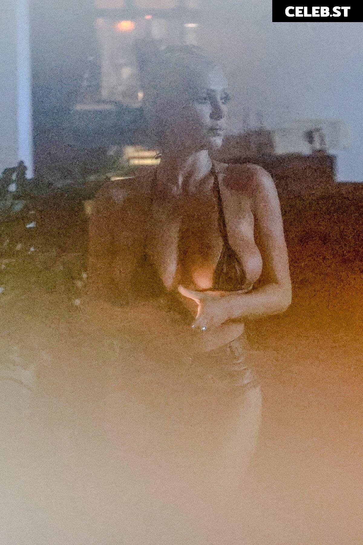 Bianca Censori Image 1757108