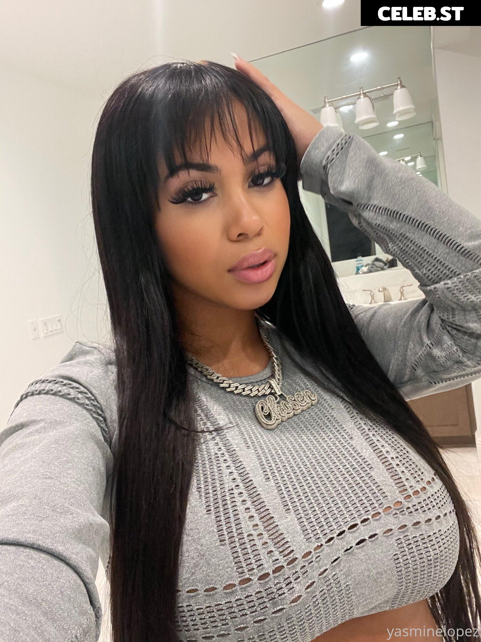 yasminelopez Image 17573395