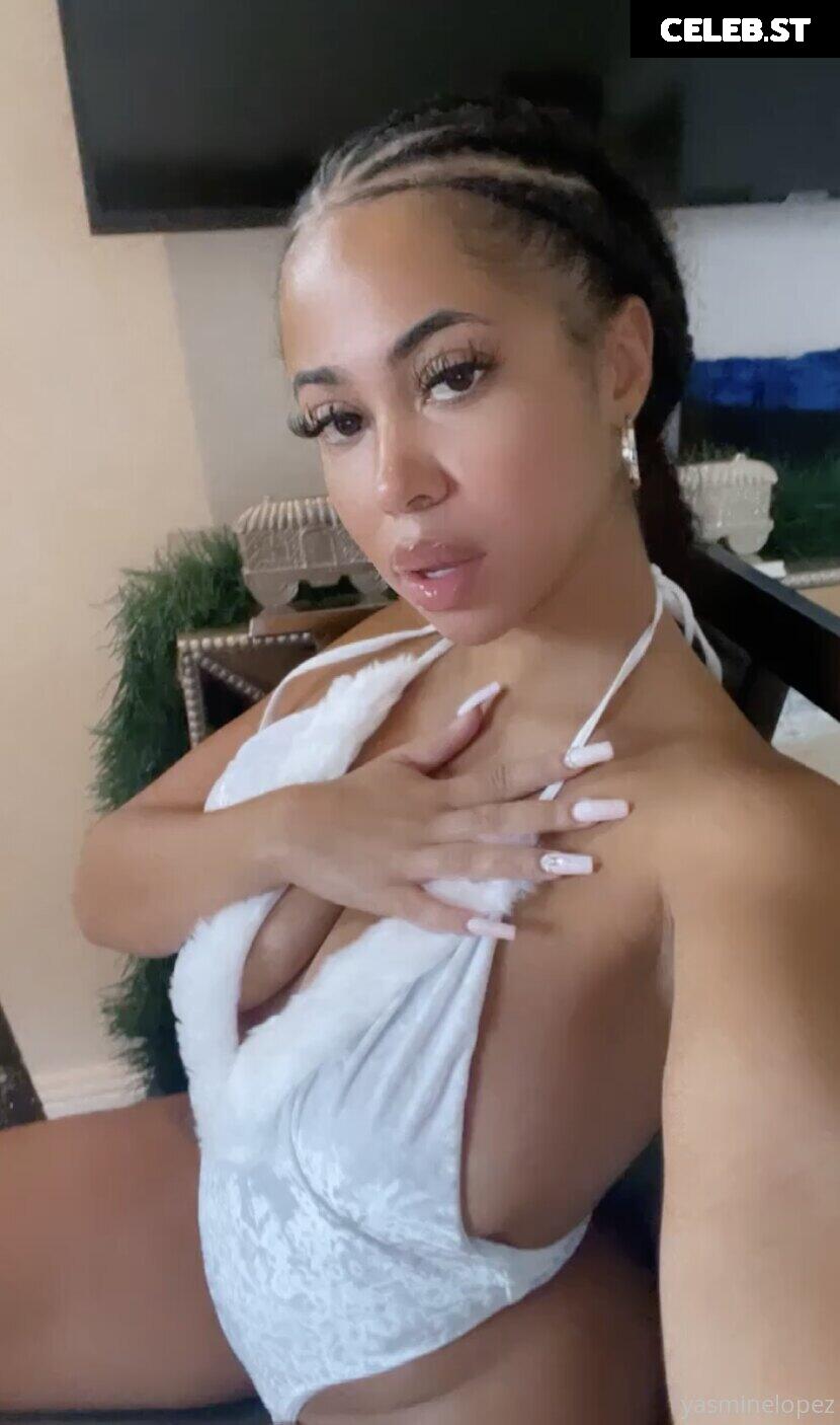 yasminelopez Image 17572647