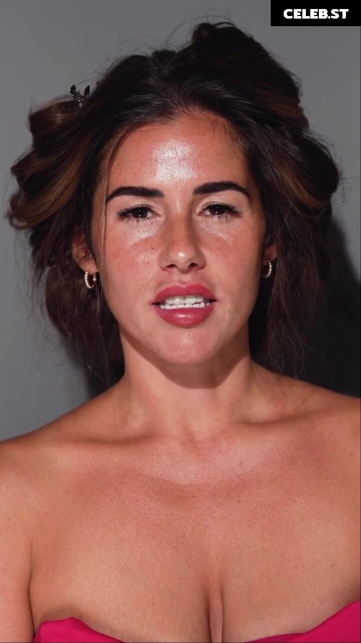 Sarah Engels Image 1757980