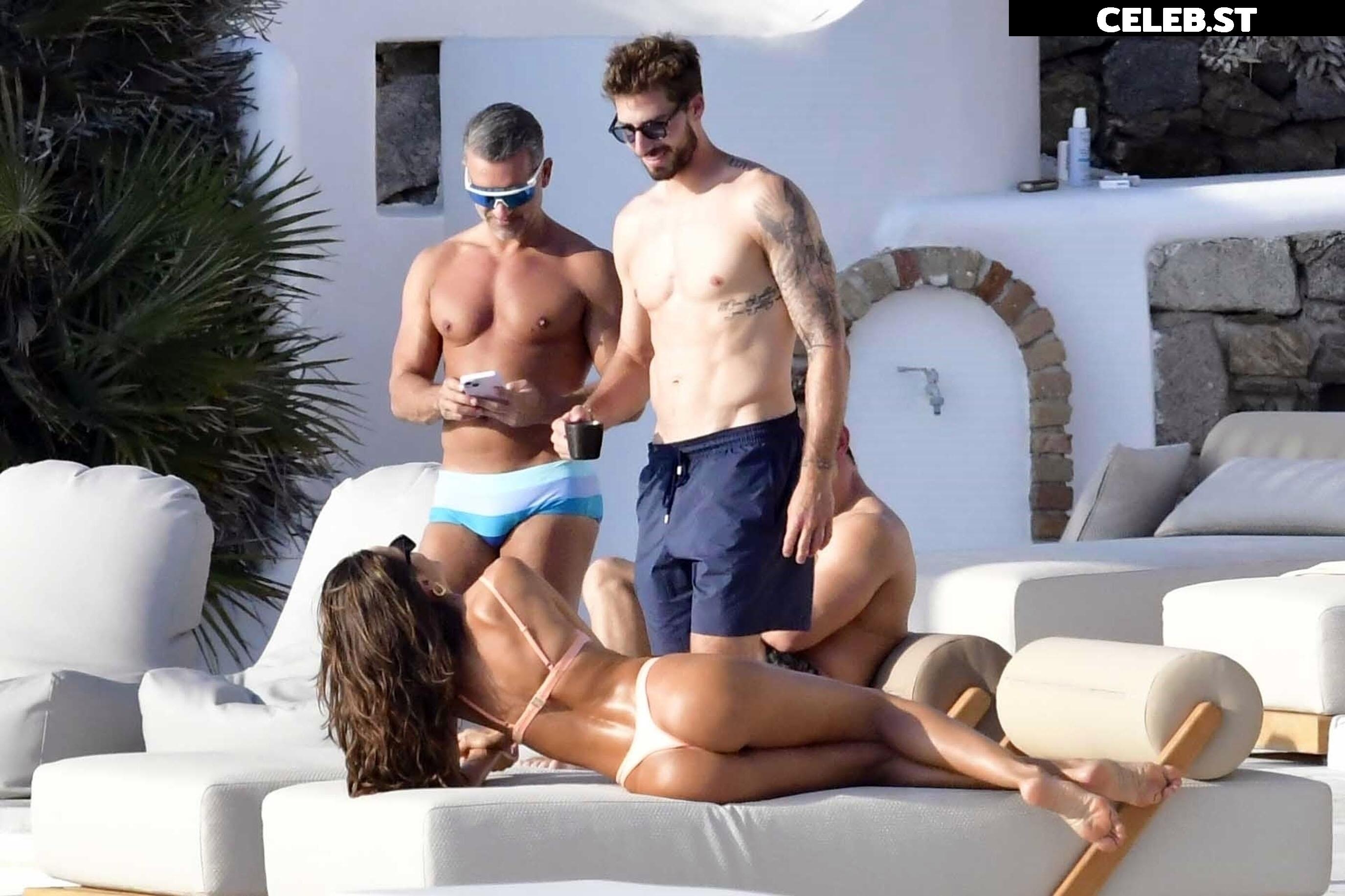 Izabel Goulart Image 1754142