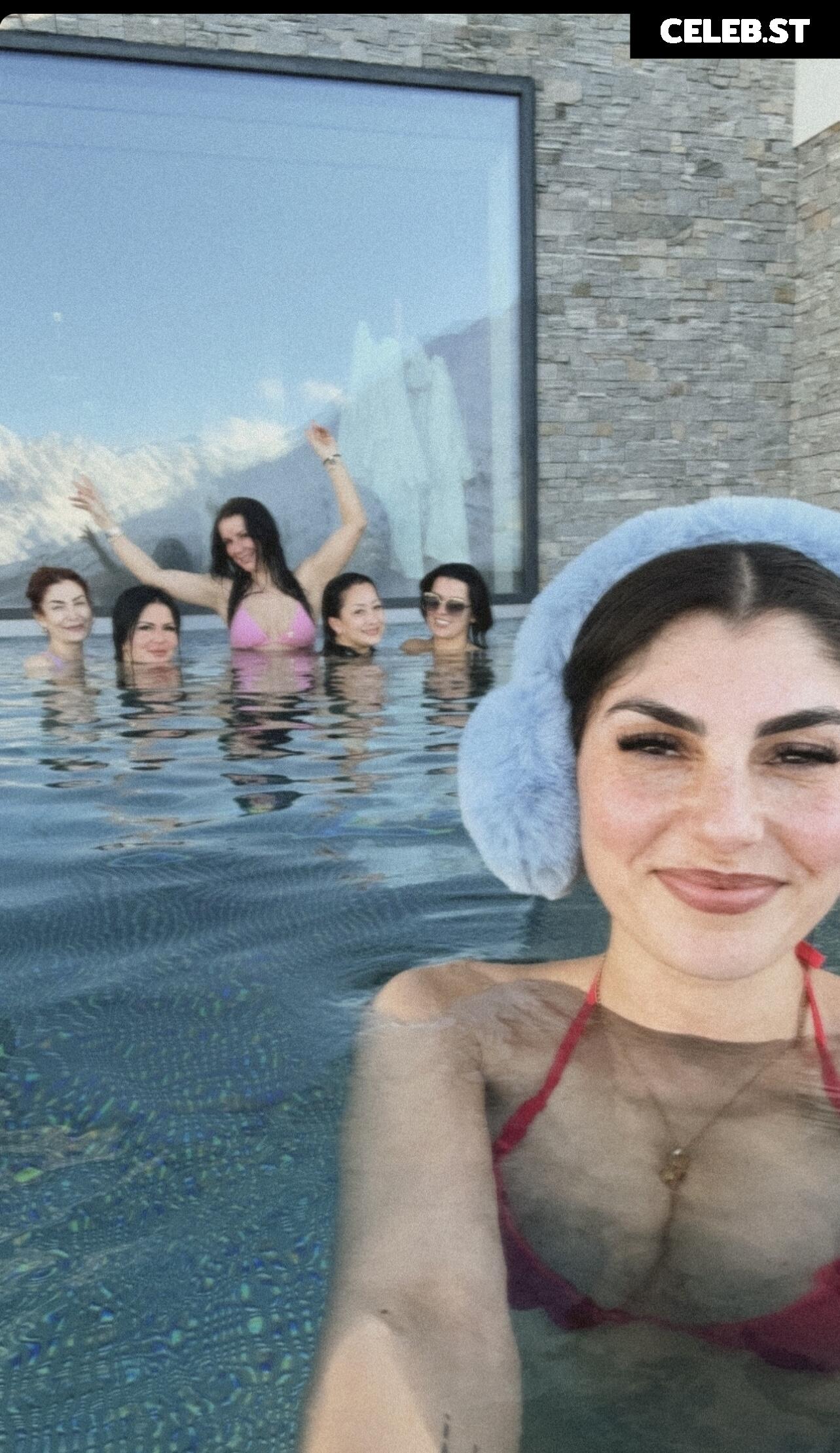 Yeliz Koc Image 1754287