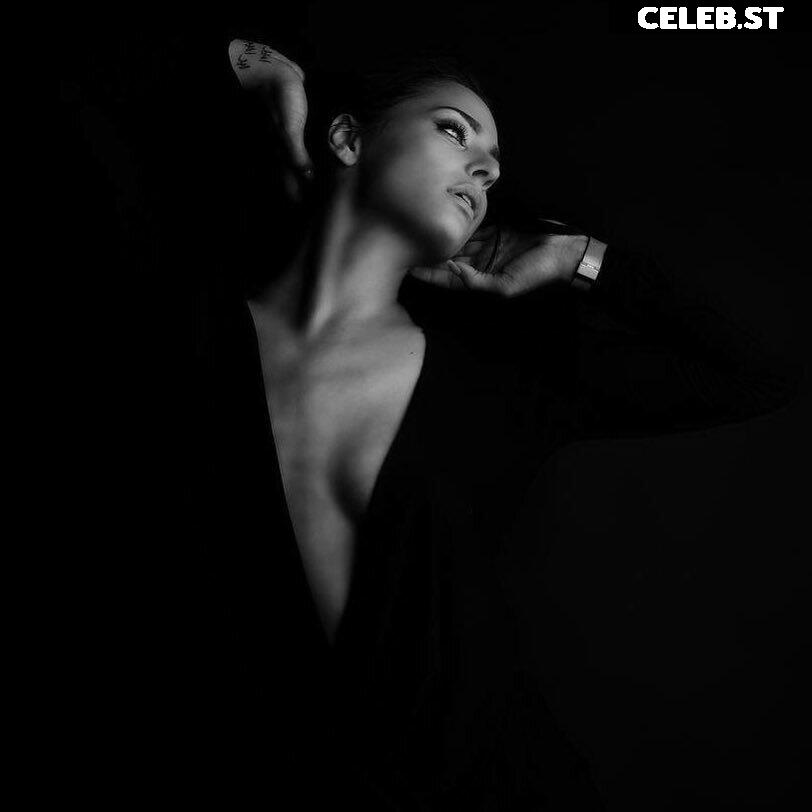 Amira Aly / Pocher Image 1751509