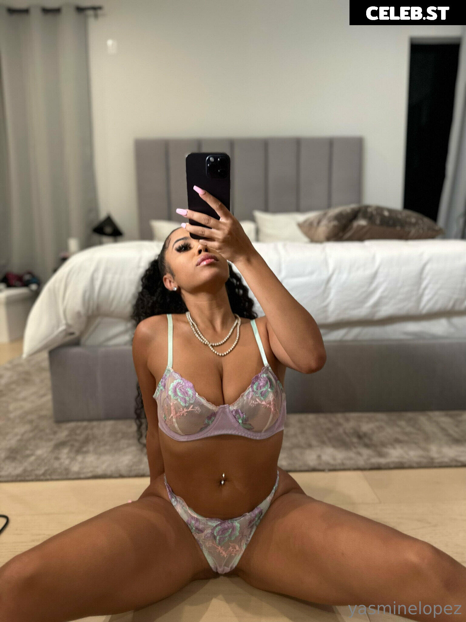 yasminelopez Image 17530925