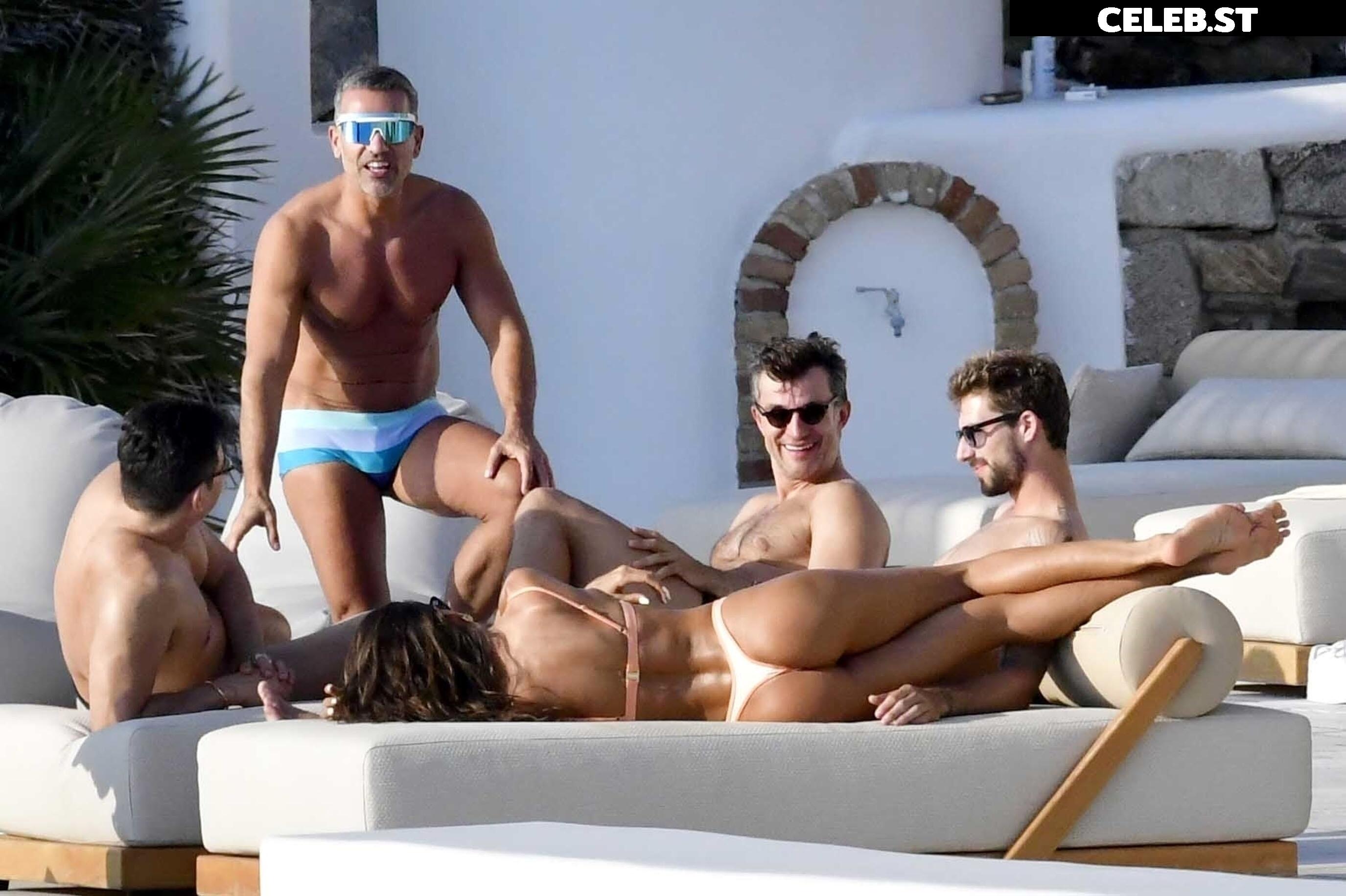 Izabel Goulart Image 1753088