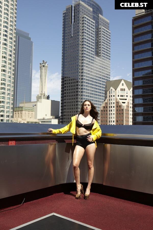 Alison Brie Image 1753009