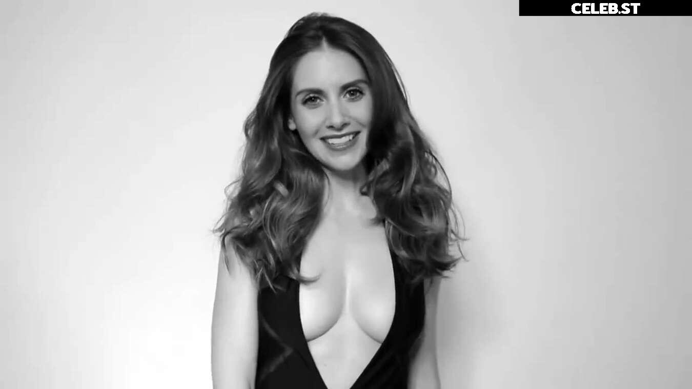 Alison Brie Image 1753037