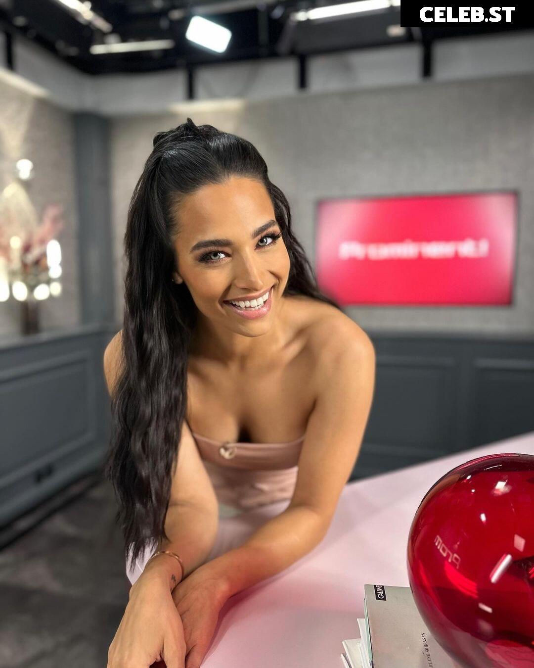 Amira Aly / Pocher Image 1750519