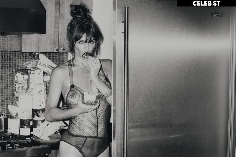 Helena Christensen Image 1750223