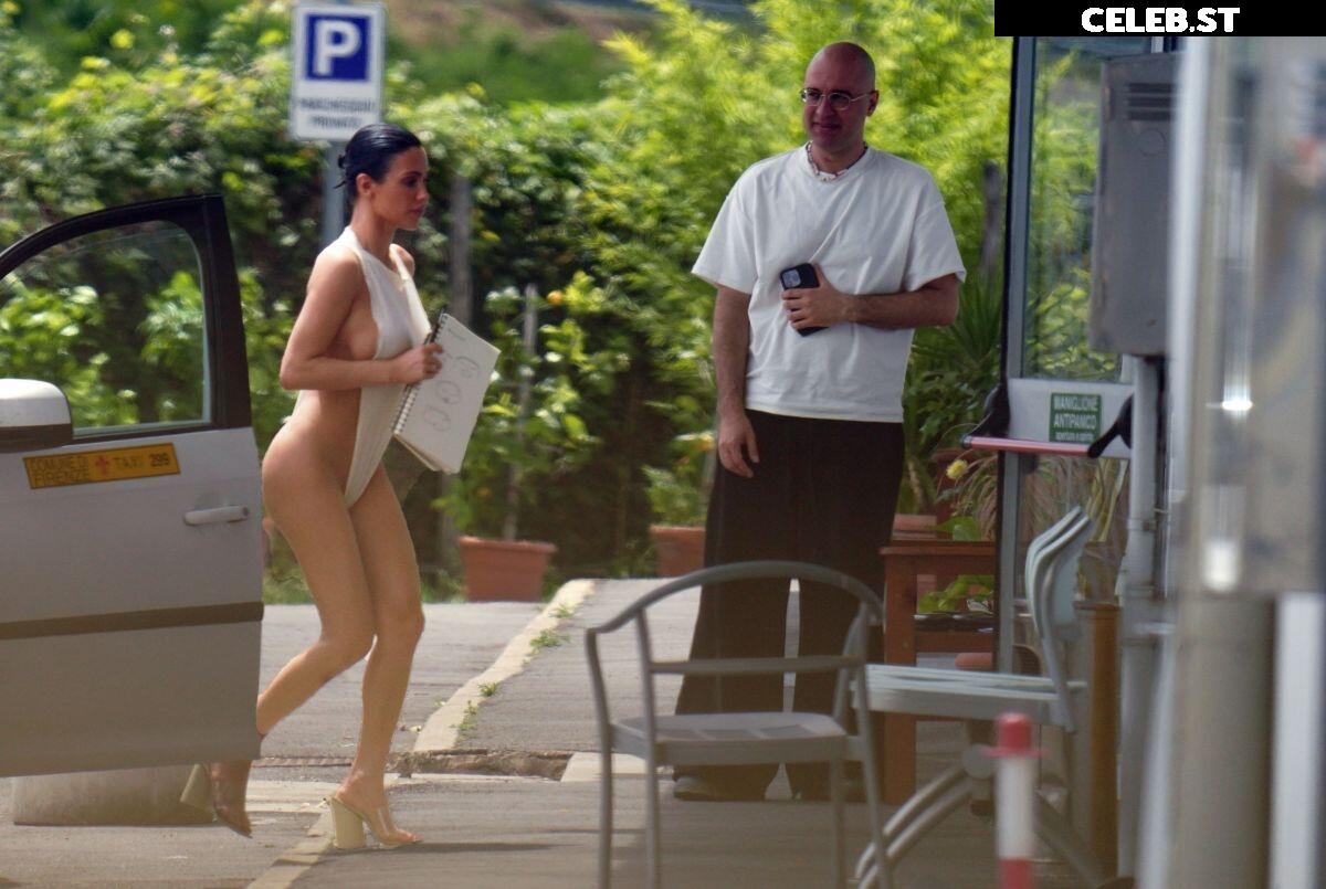 Bianca Censori Image 1750990