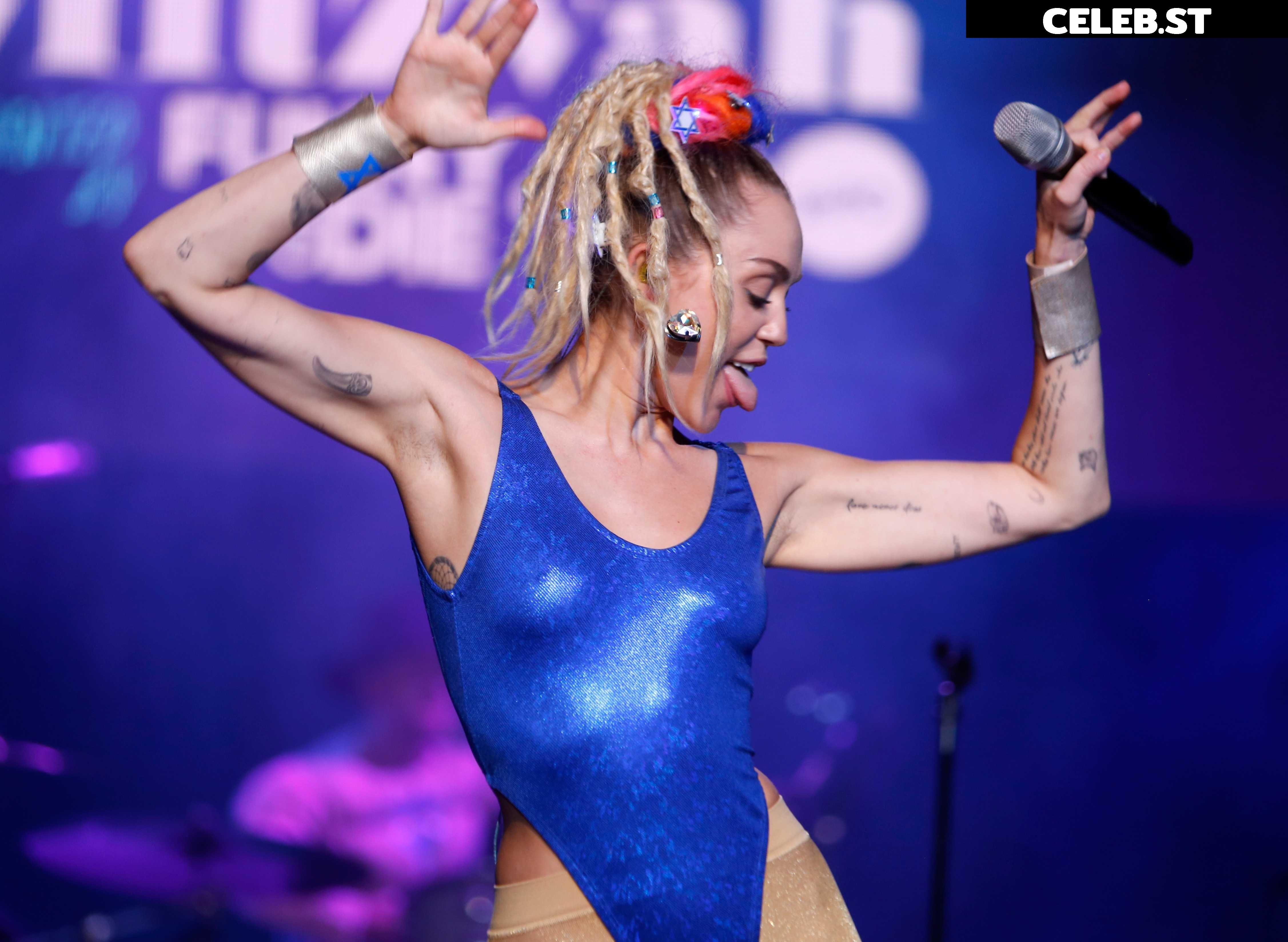 Miley Cyrus Image 1759351