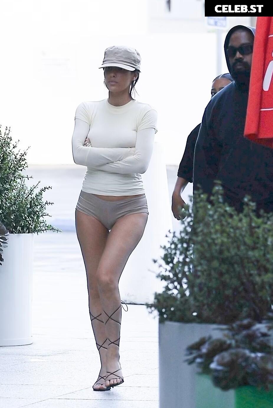 Bianca Censori Image 1758255