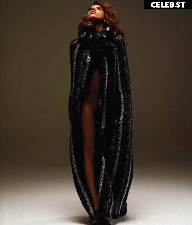 Noémie Lenoir Image 1758234