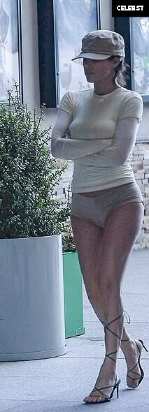 Bianca Censori Image 1758221