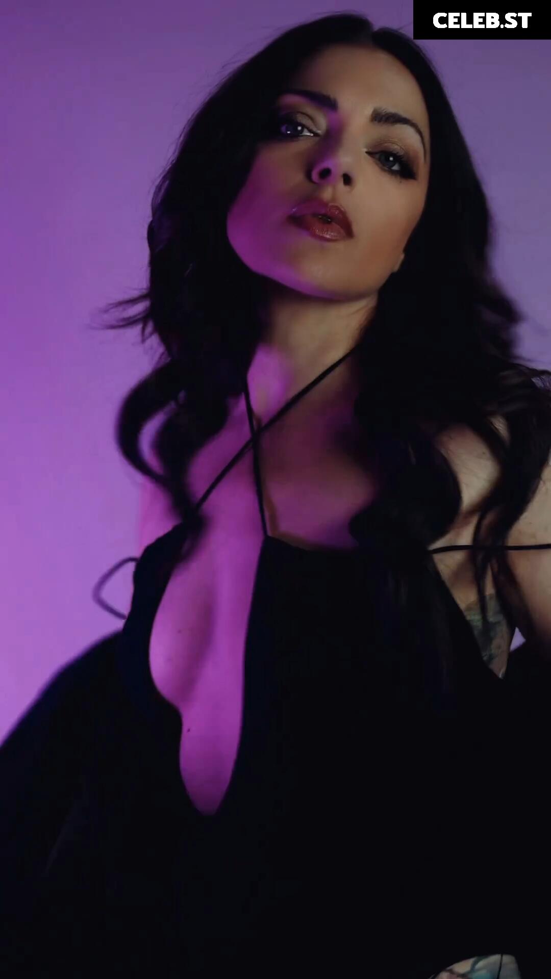 Anne Menden Image 1746855