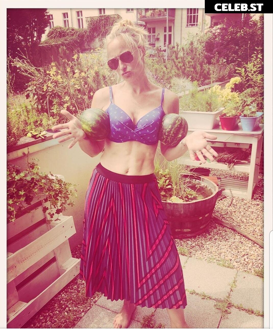 Eva Mona Rodekirchen Image 1746813