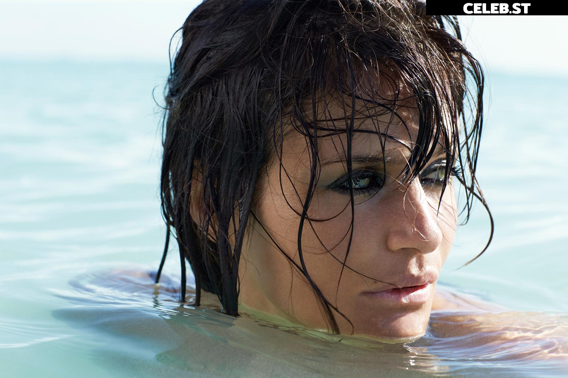 Helena Christensen Image 1747562
