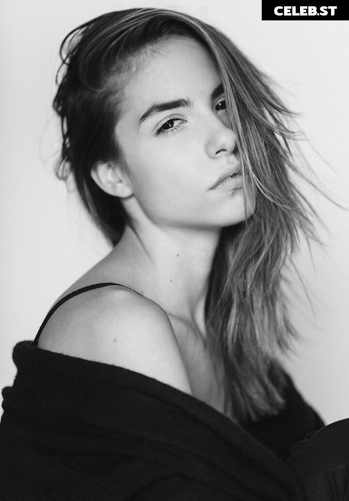 Rebecca Bagnol Image 1744718