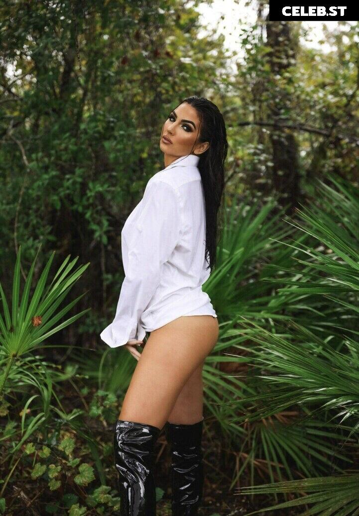 Billie Kay Image 1744085