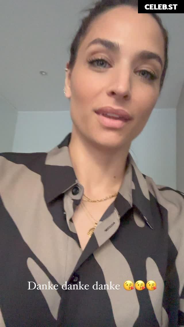 Amira Aly / Pocher Image 1744963