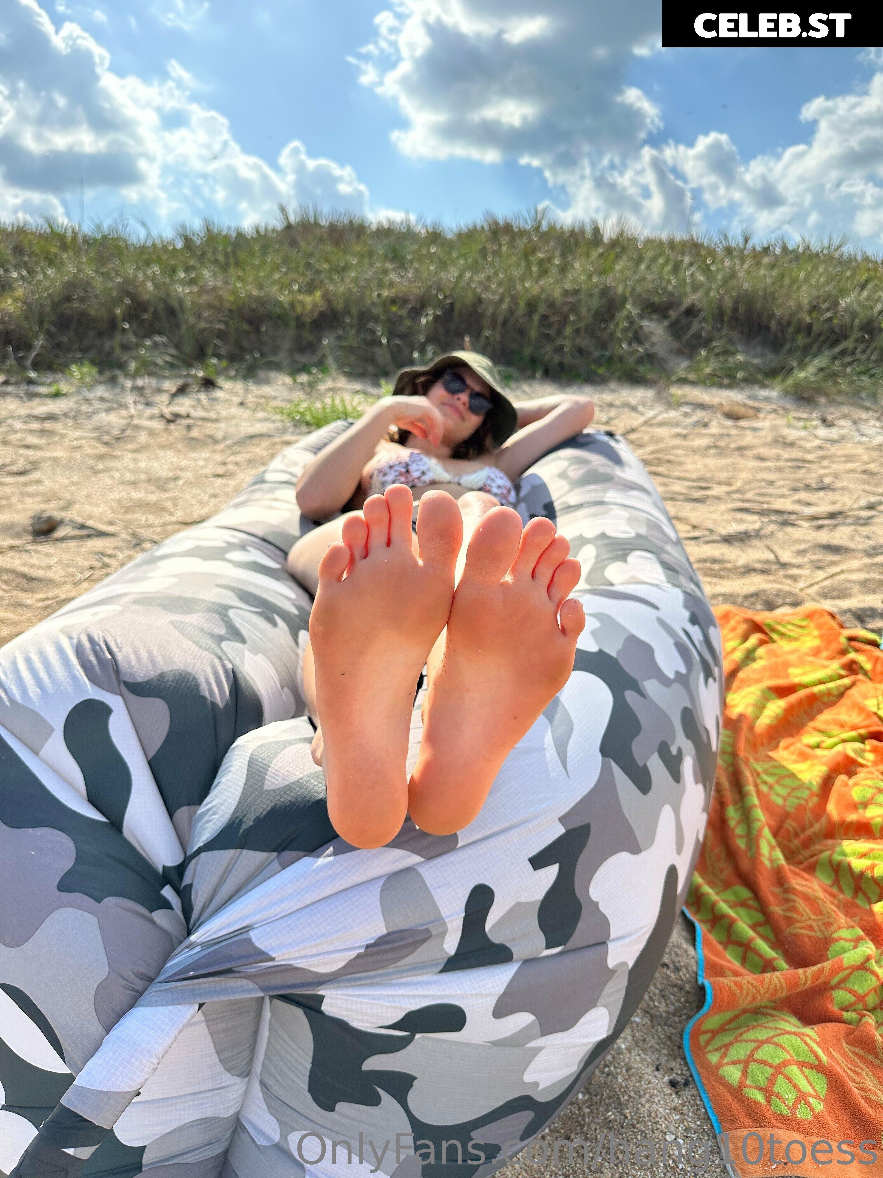 hang10toess Image 17417910