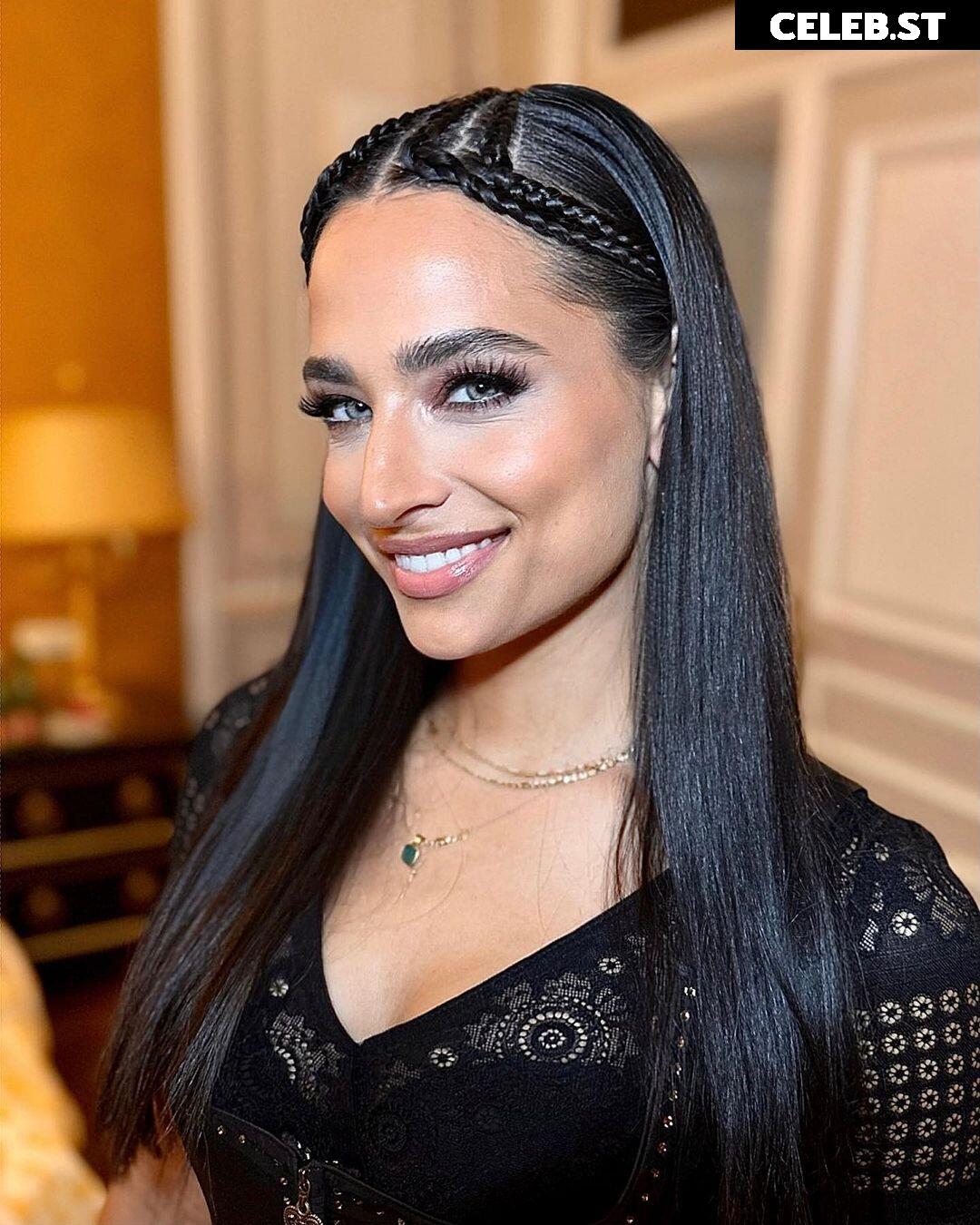 Amira Aly / Pocher Image 1741672