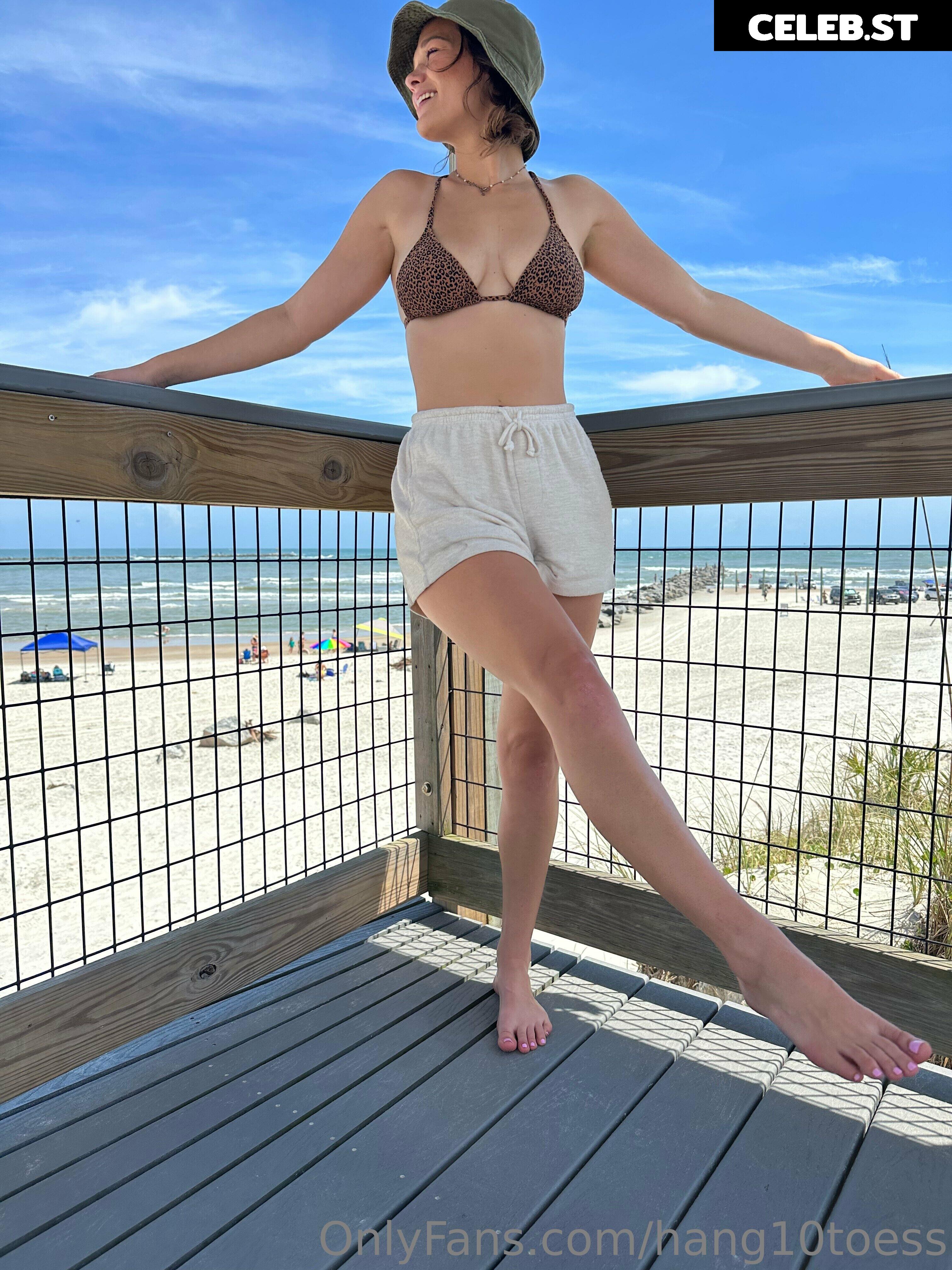 hang10toess Image 17419929