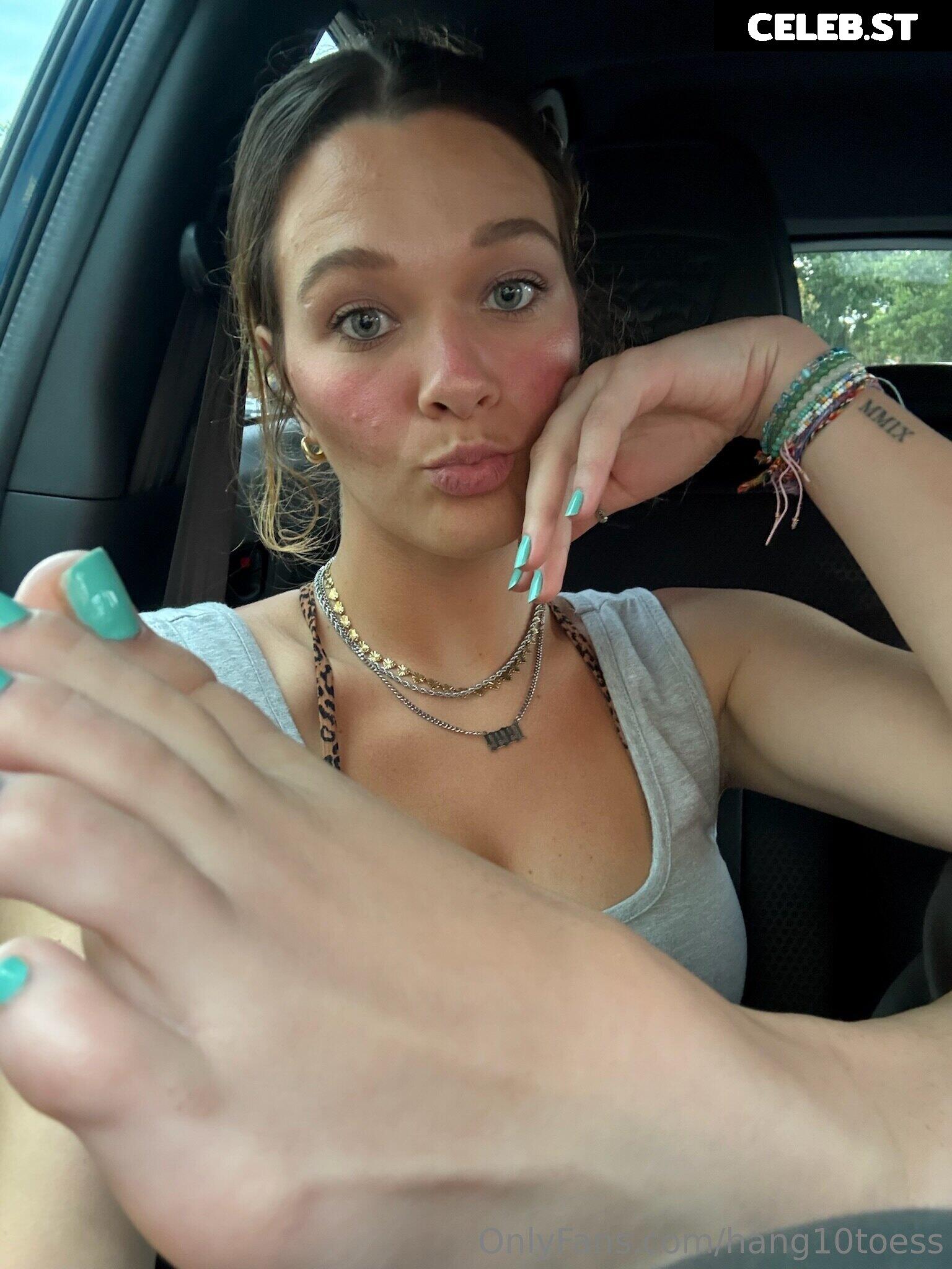 hang10toess Image 17419662