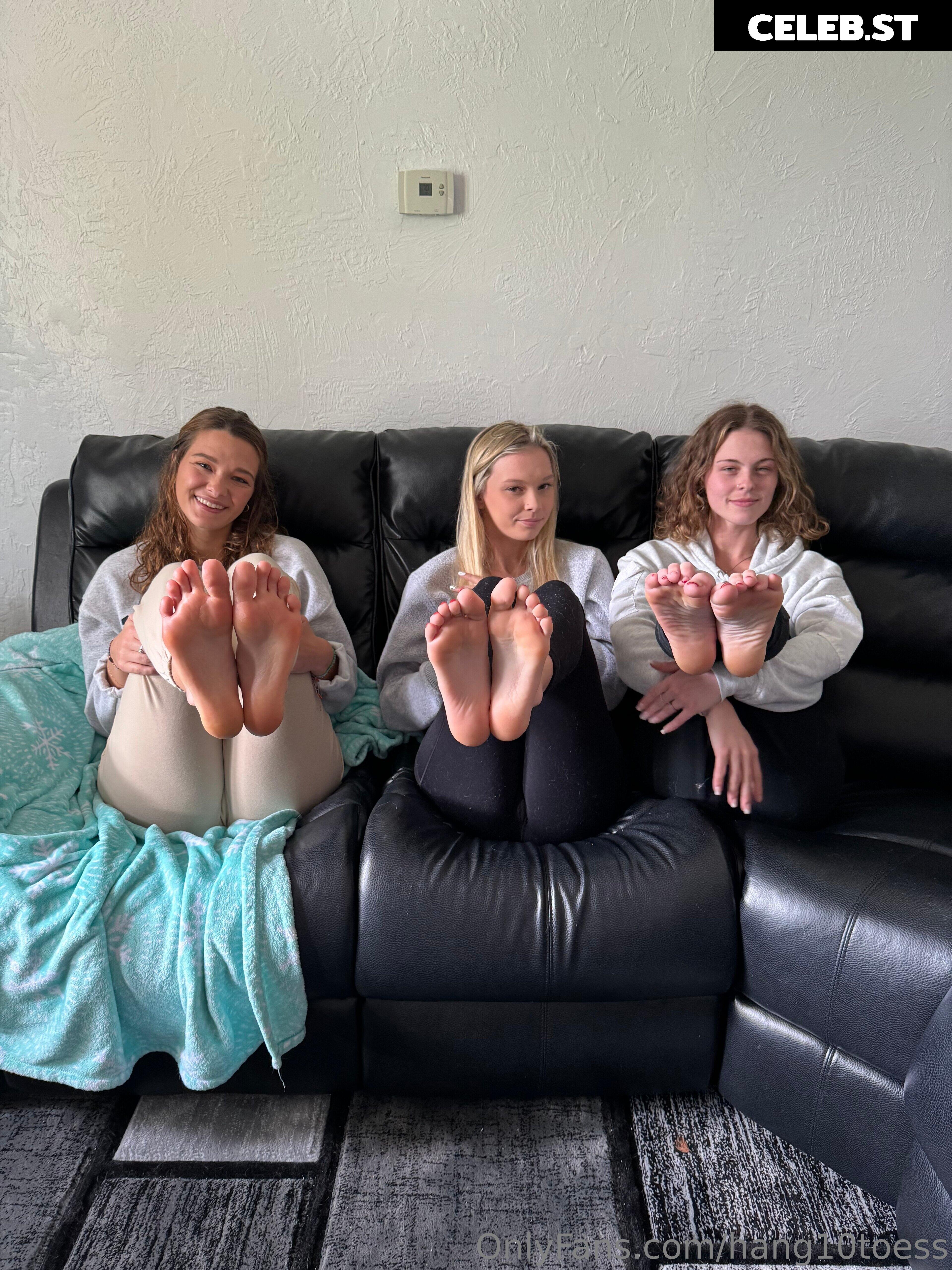 hang10toess Image 17428054