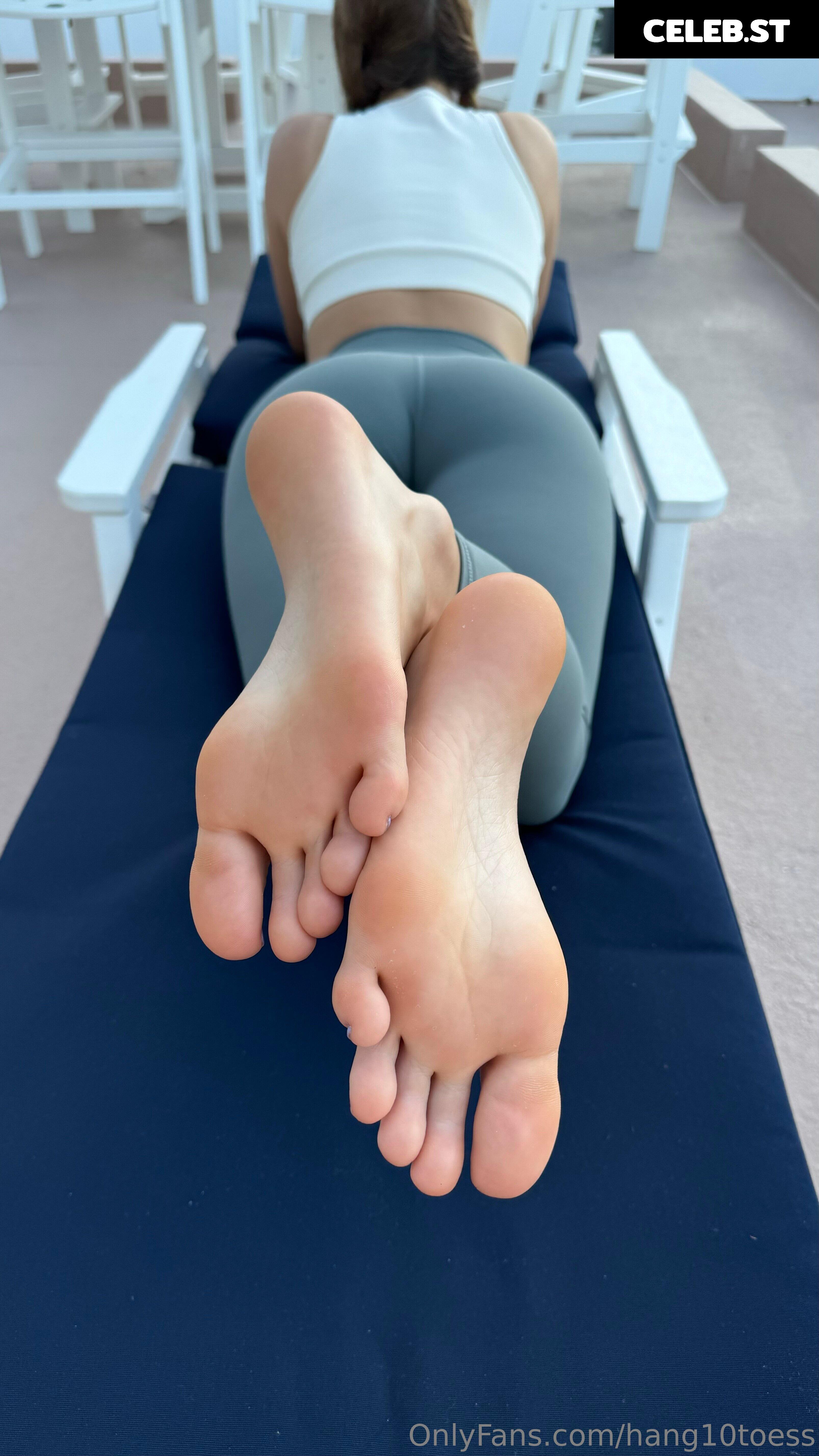 hang10toess Image 17425491