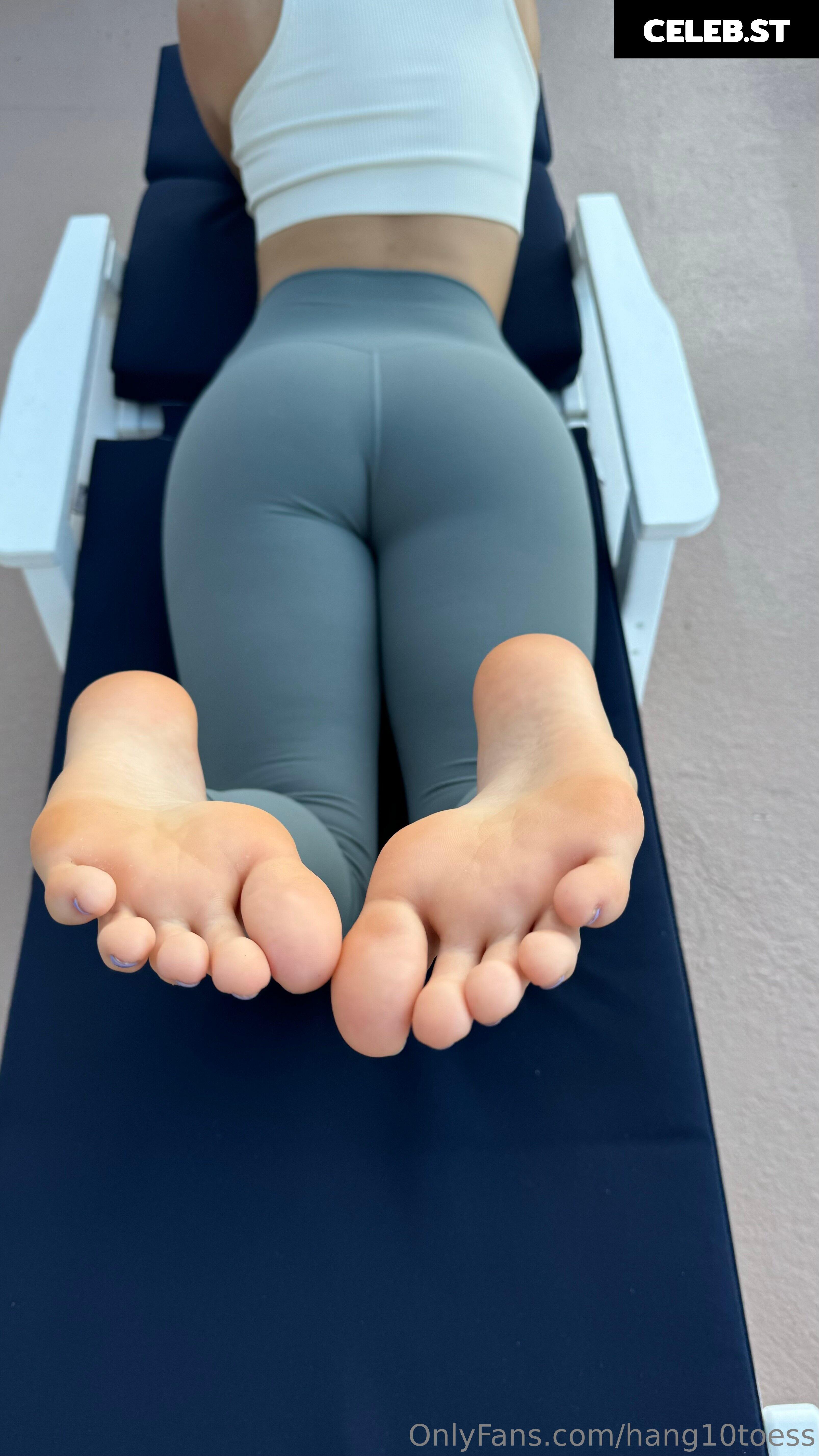 hang10toess Image 17425715