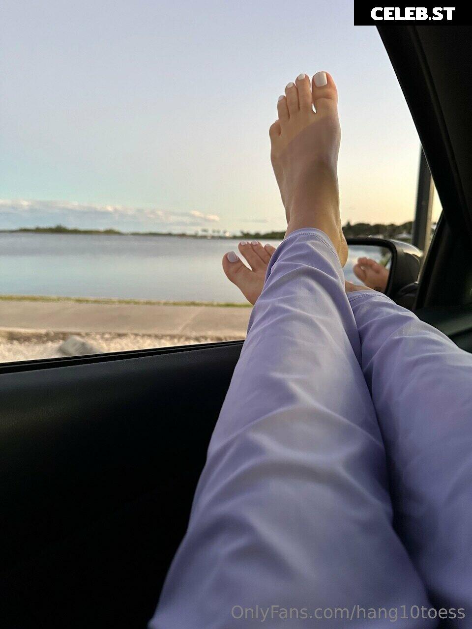 hang10toess Image 17427912