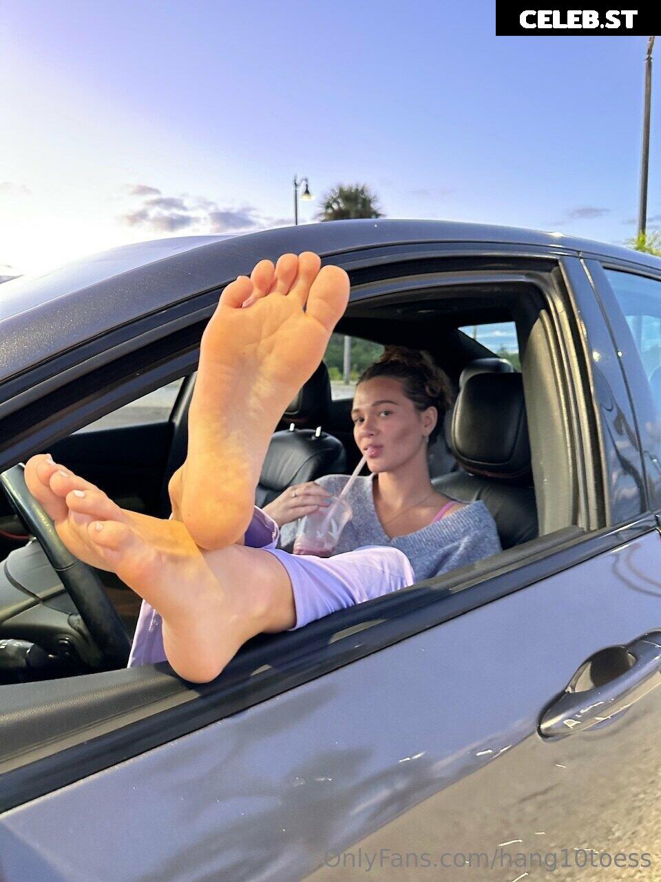 hang10toess Image 17427826