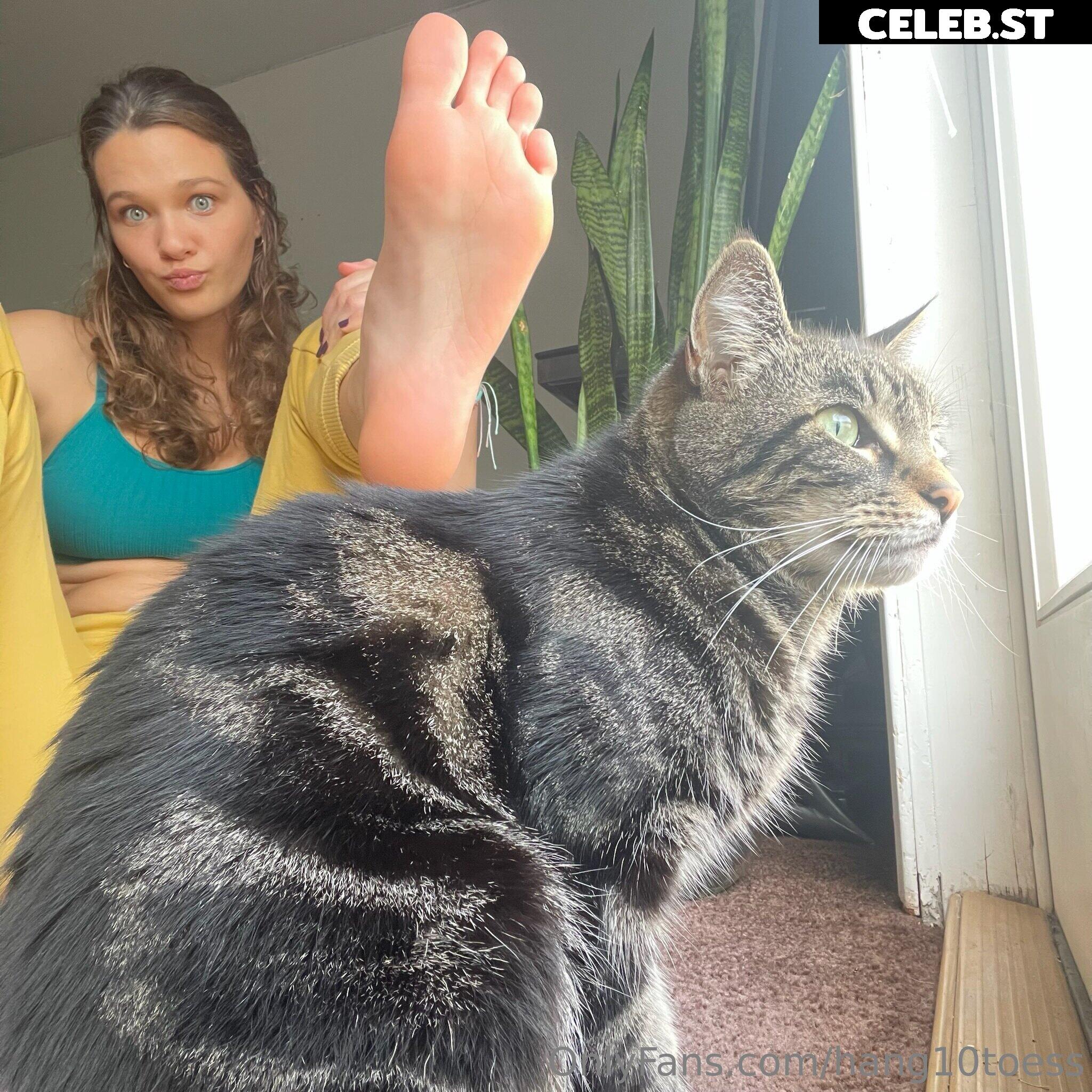 hang10toess Image 17427110