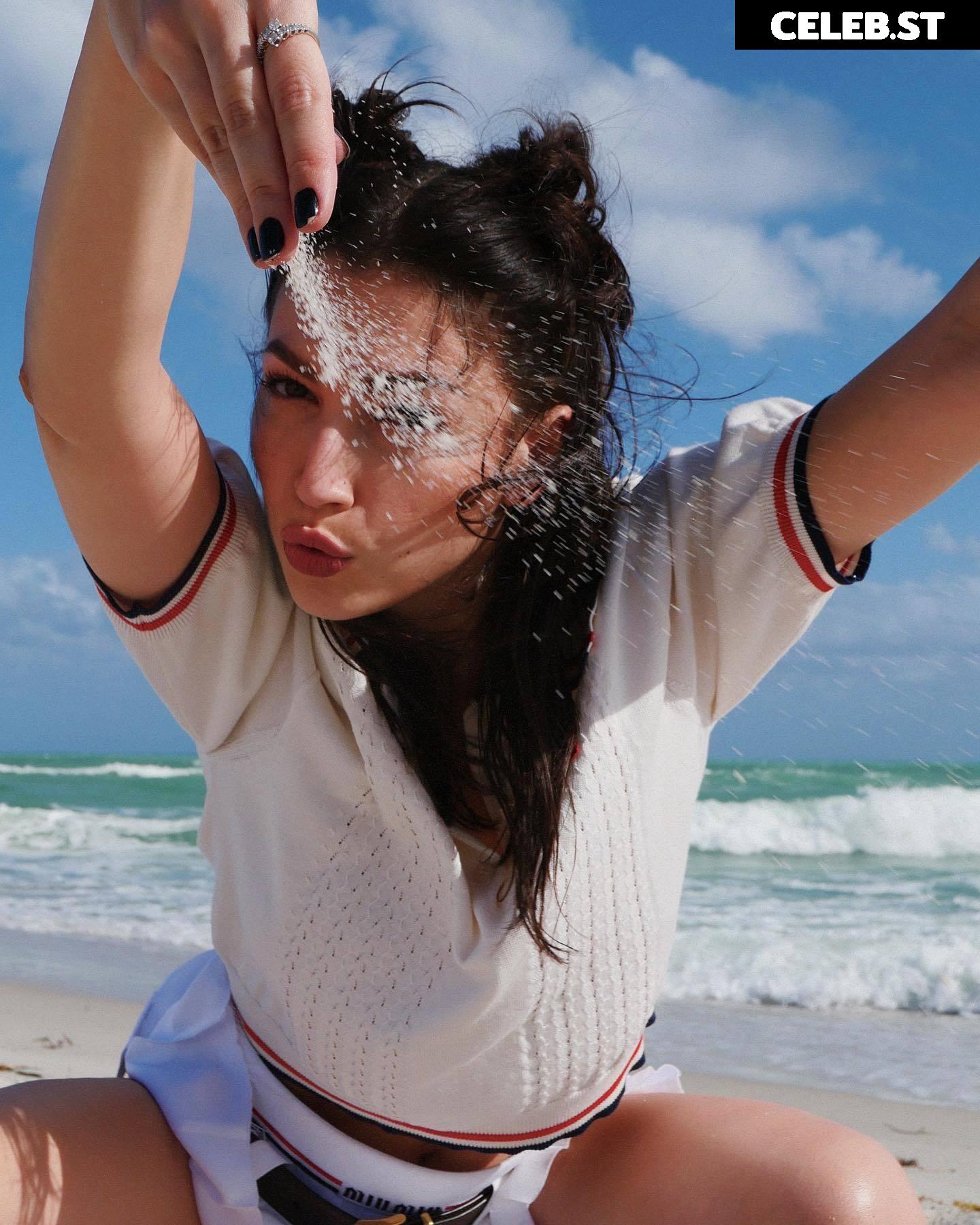 Úrsula Corberó Image 1742376