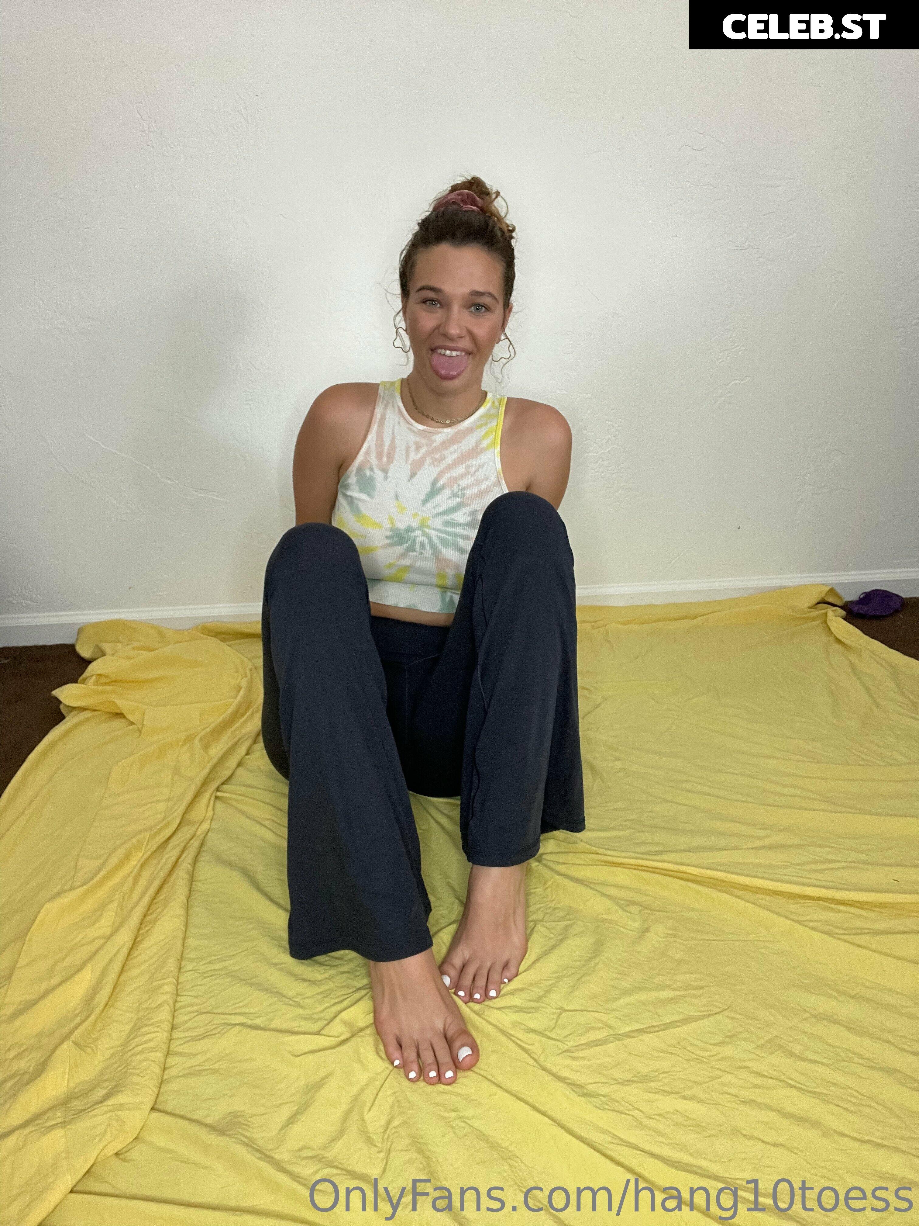 hang10toess Image 17429926