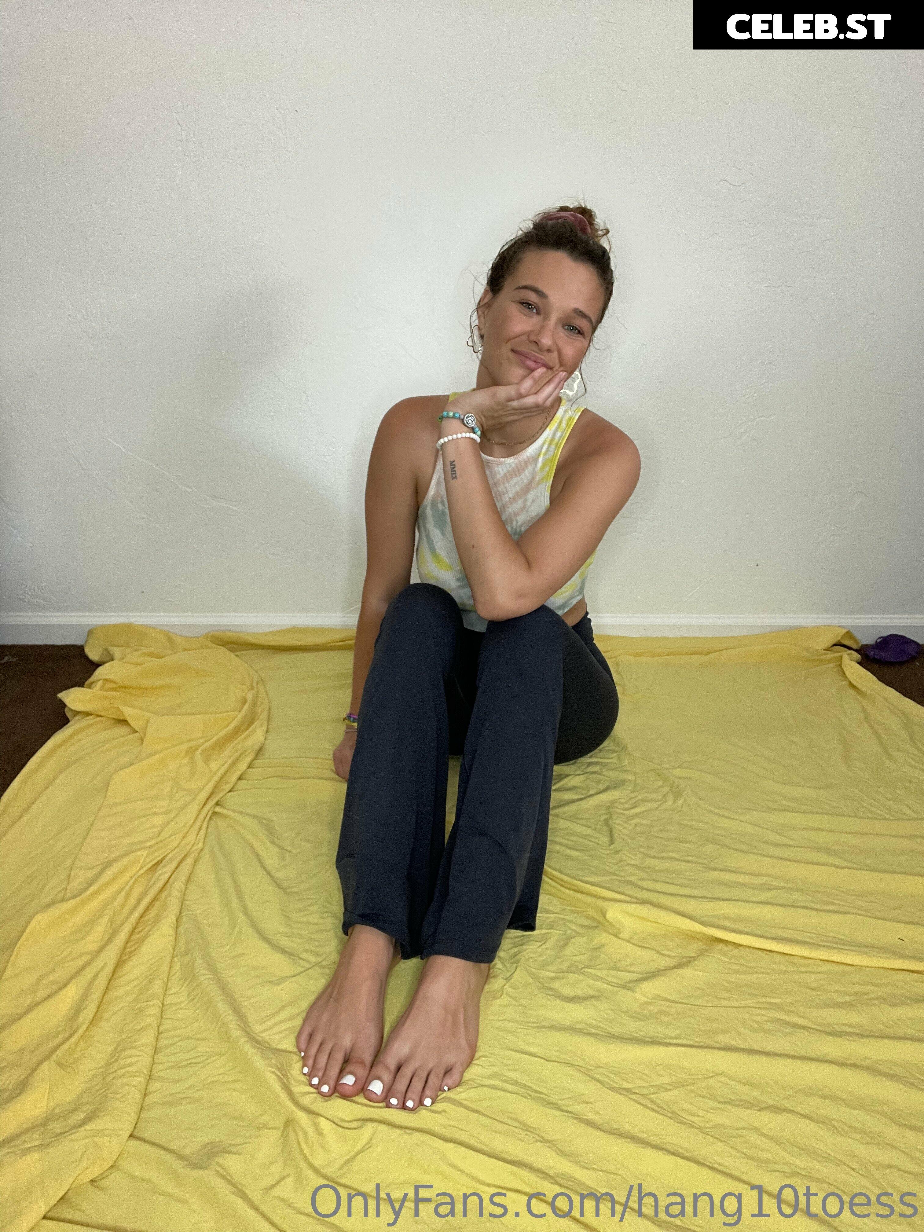 hang10toess Image 17429943