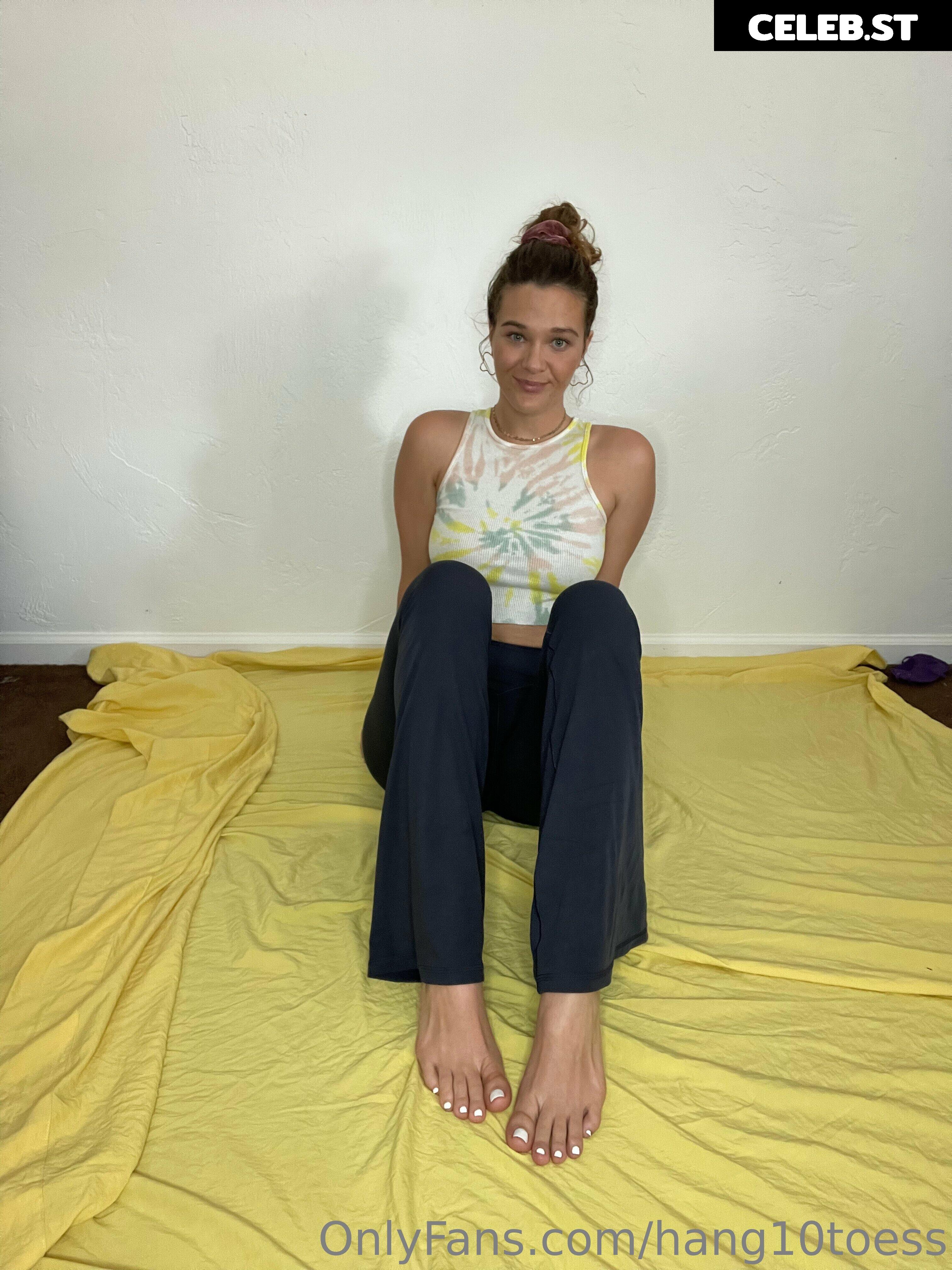 hang10toess Image 17429892