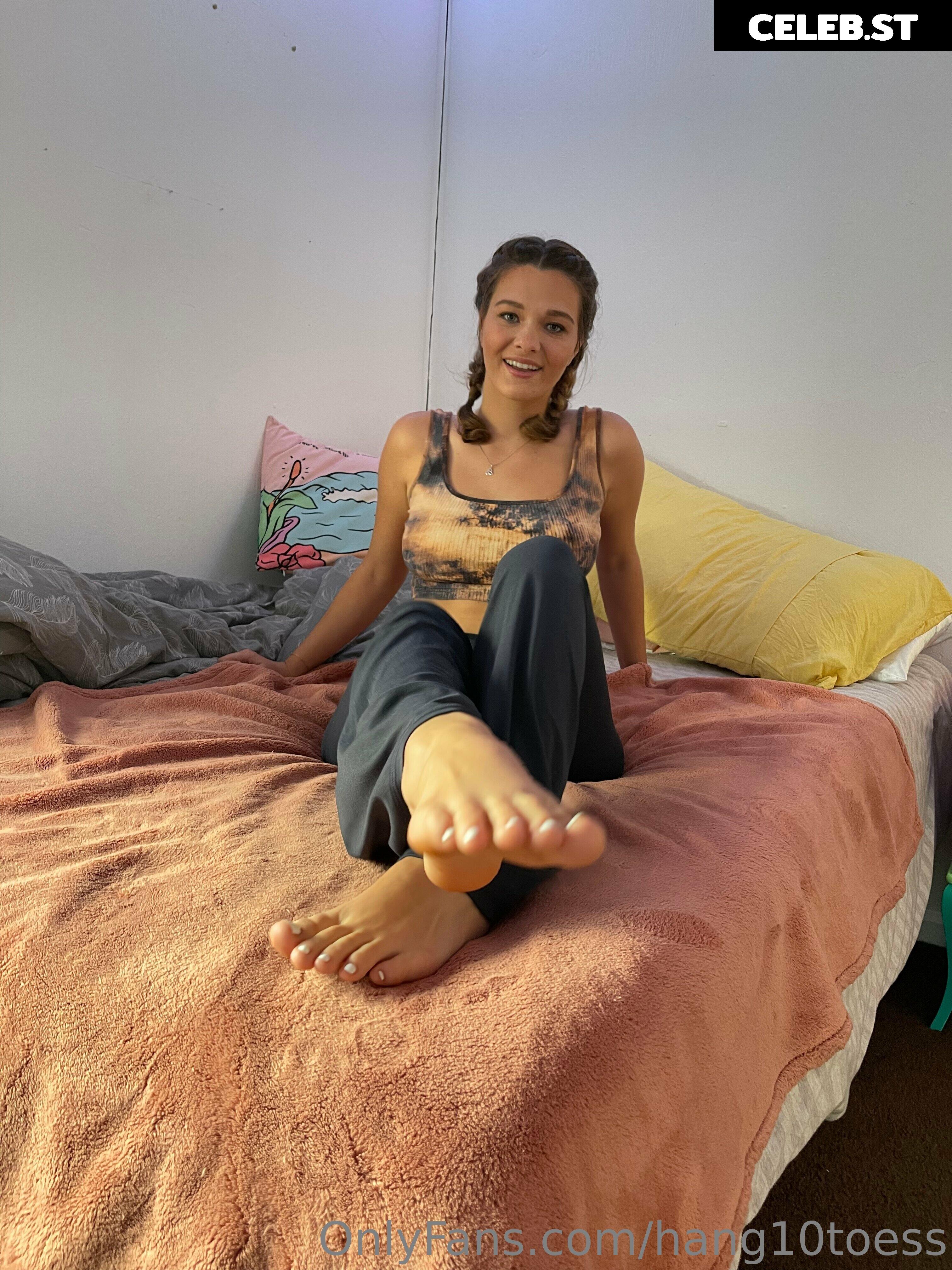 hang10toess Image 17429889