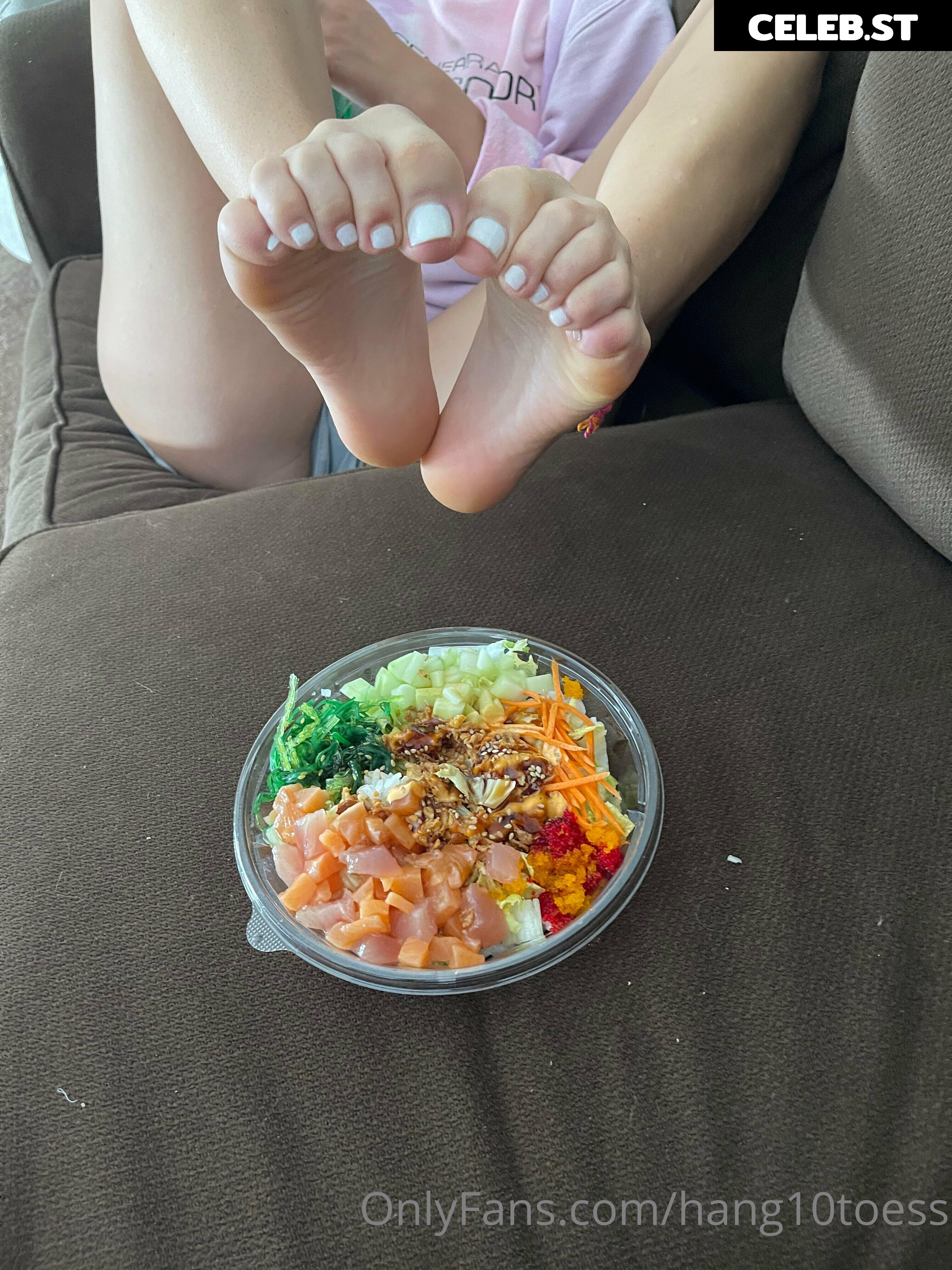hang10toess Image 17435299