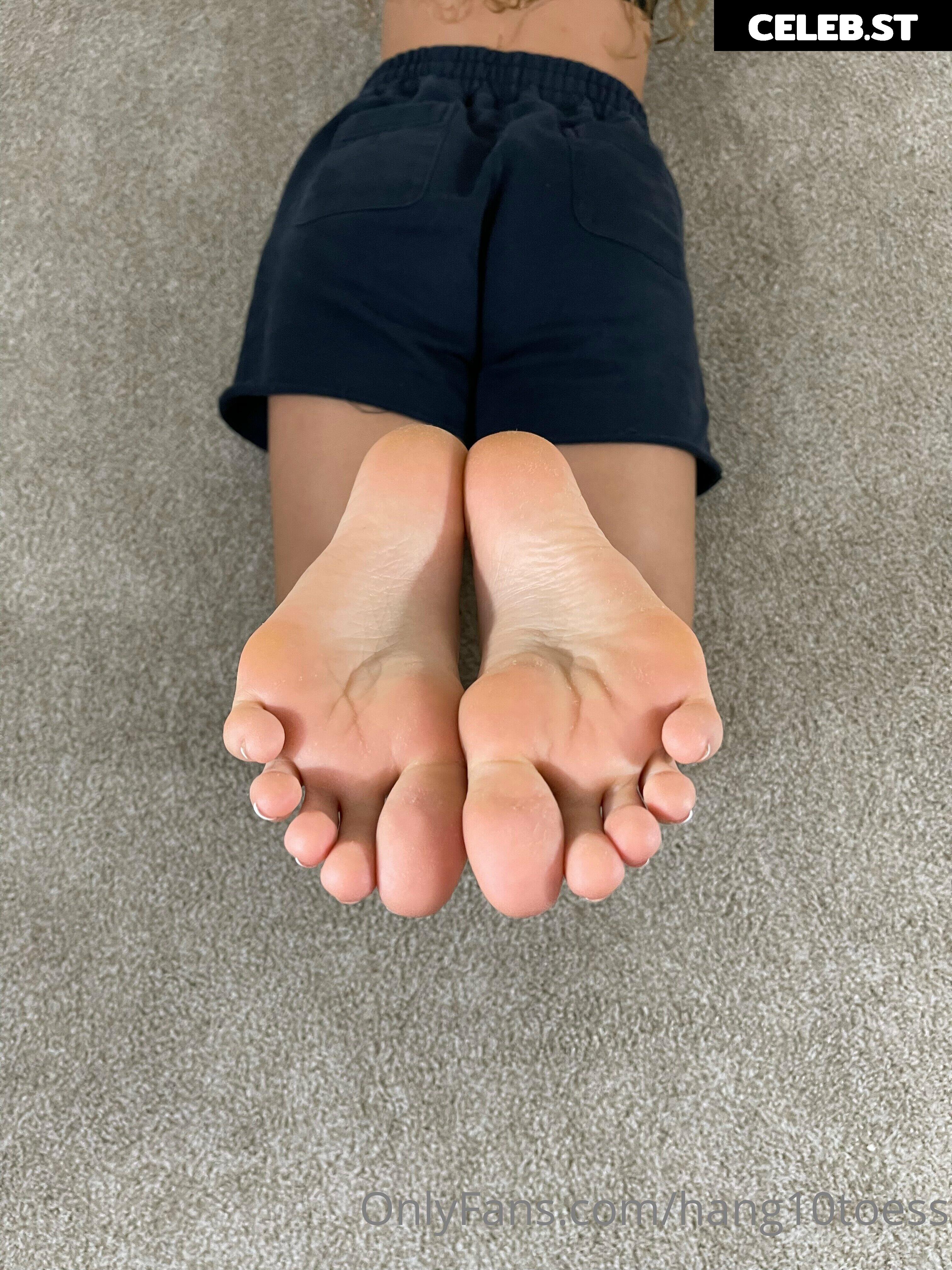 hang10toess Image 17431563